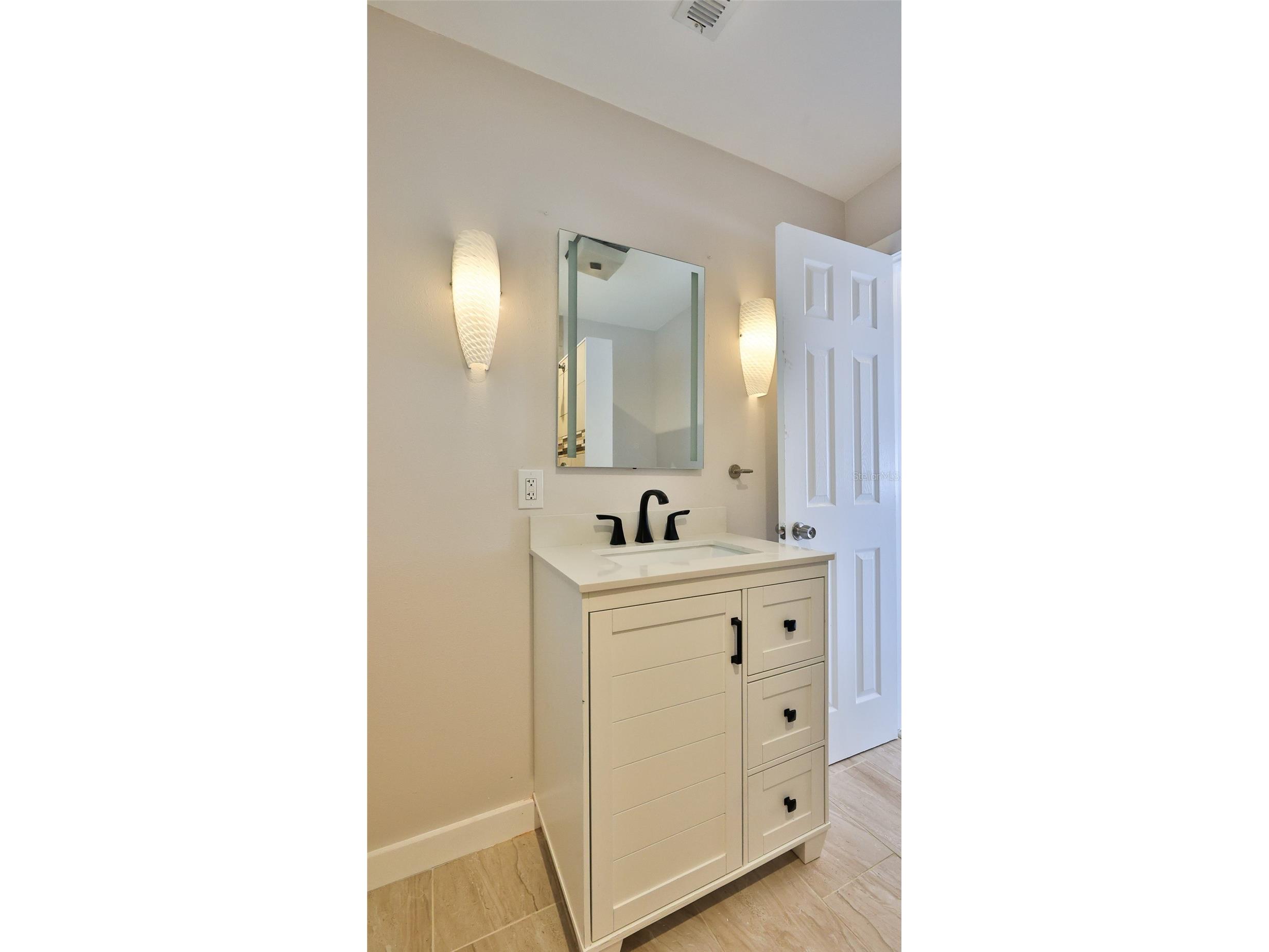 11 Swan Avenue New Smyrna Beach FL 32168 NS1087770 image22