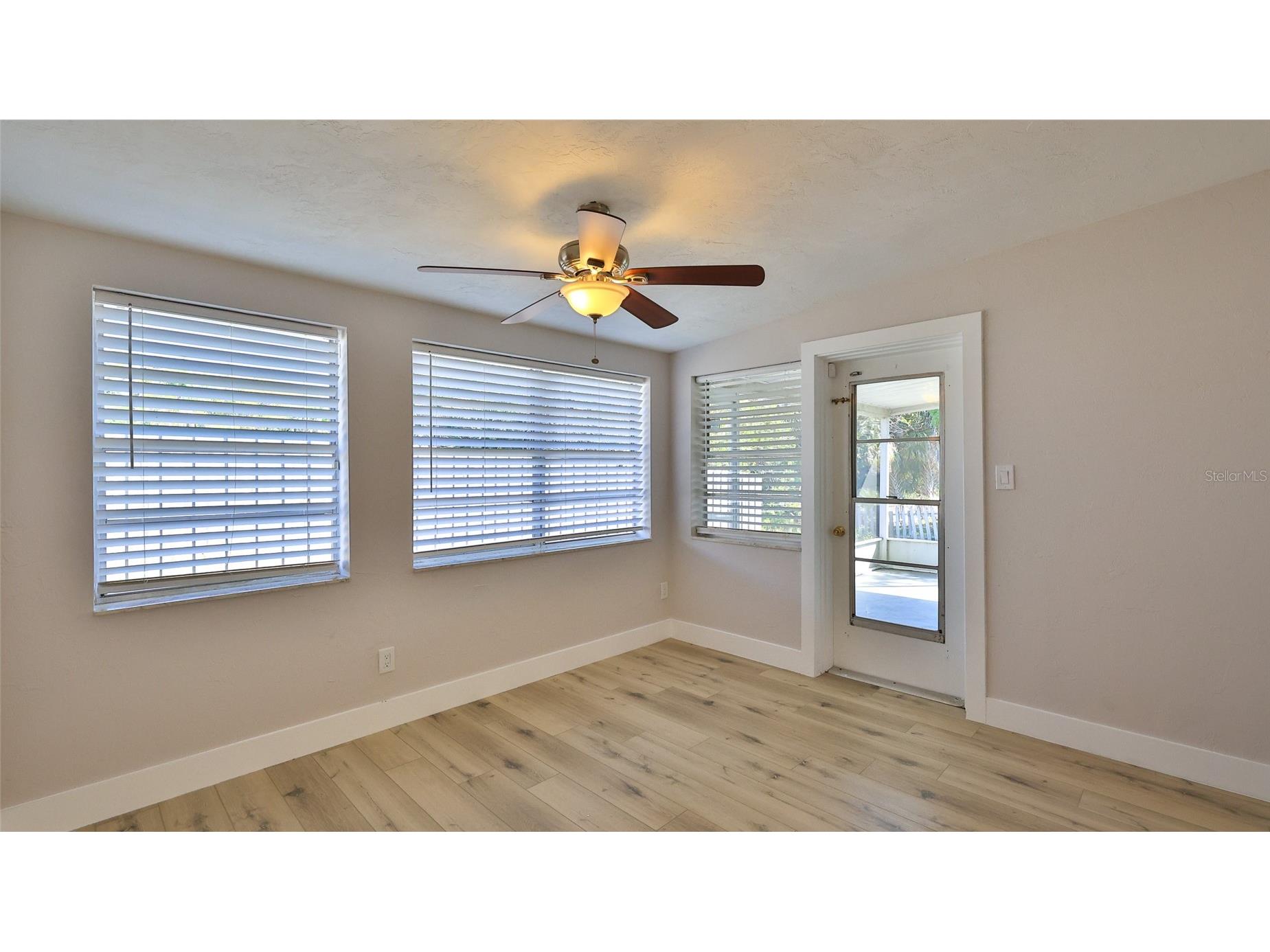 11 Swan Avenue New Smyrna Beach FL 32168 NS1087770 image34