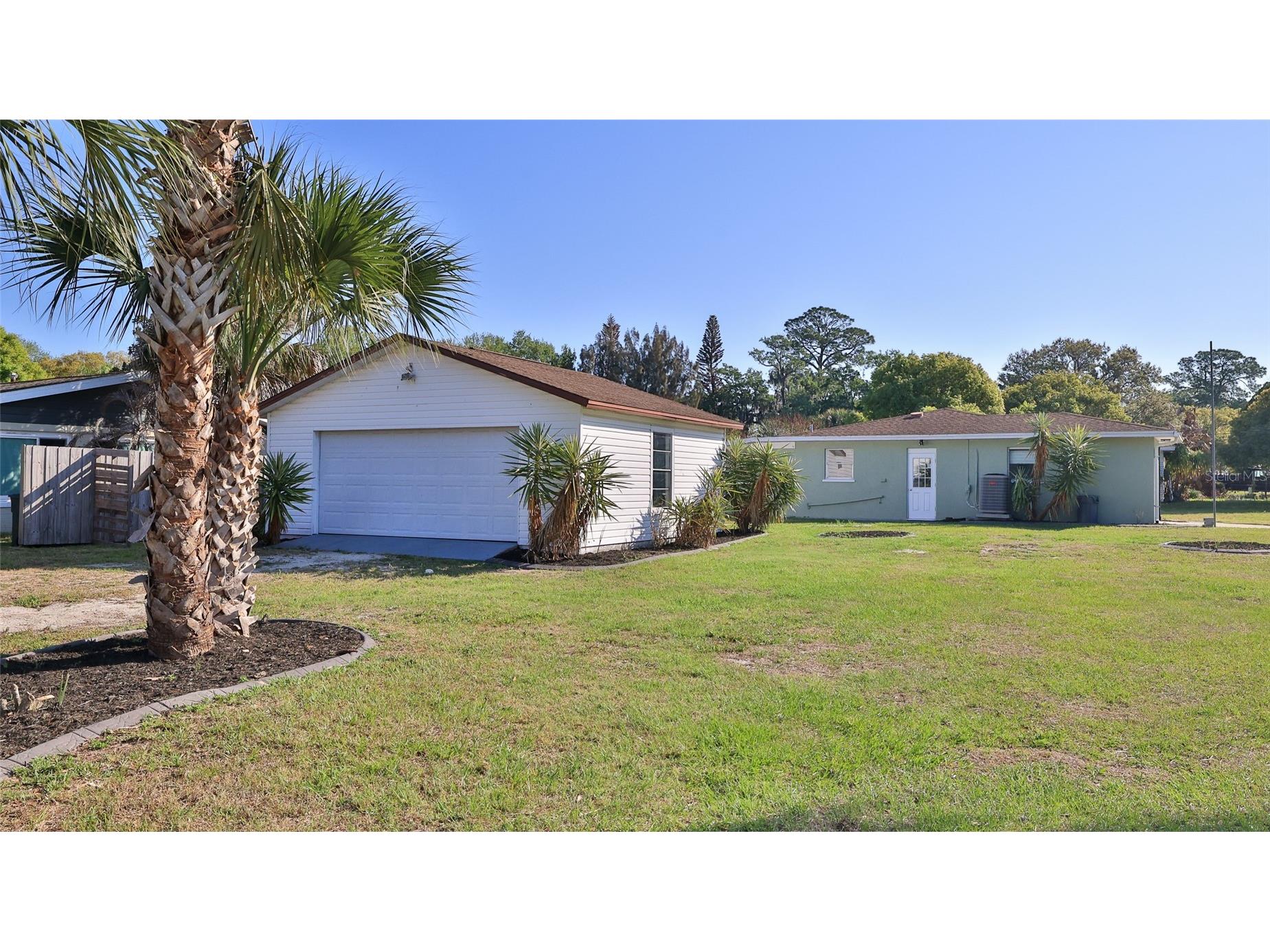 11 Swan Avenue New Smyrna Beach FL 32168 NS1087770 image6