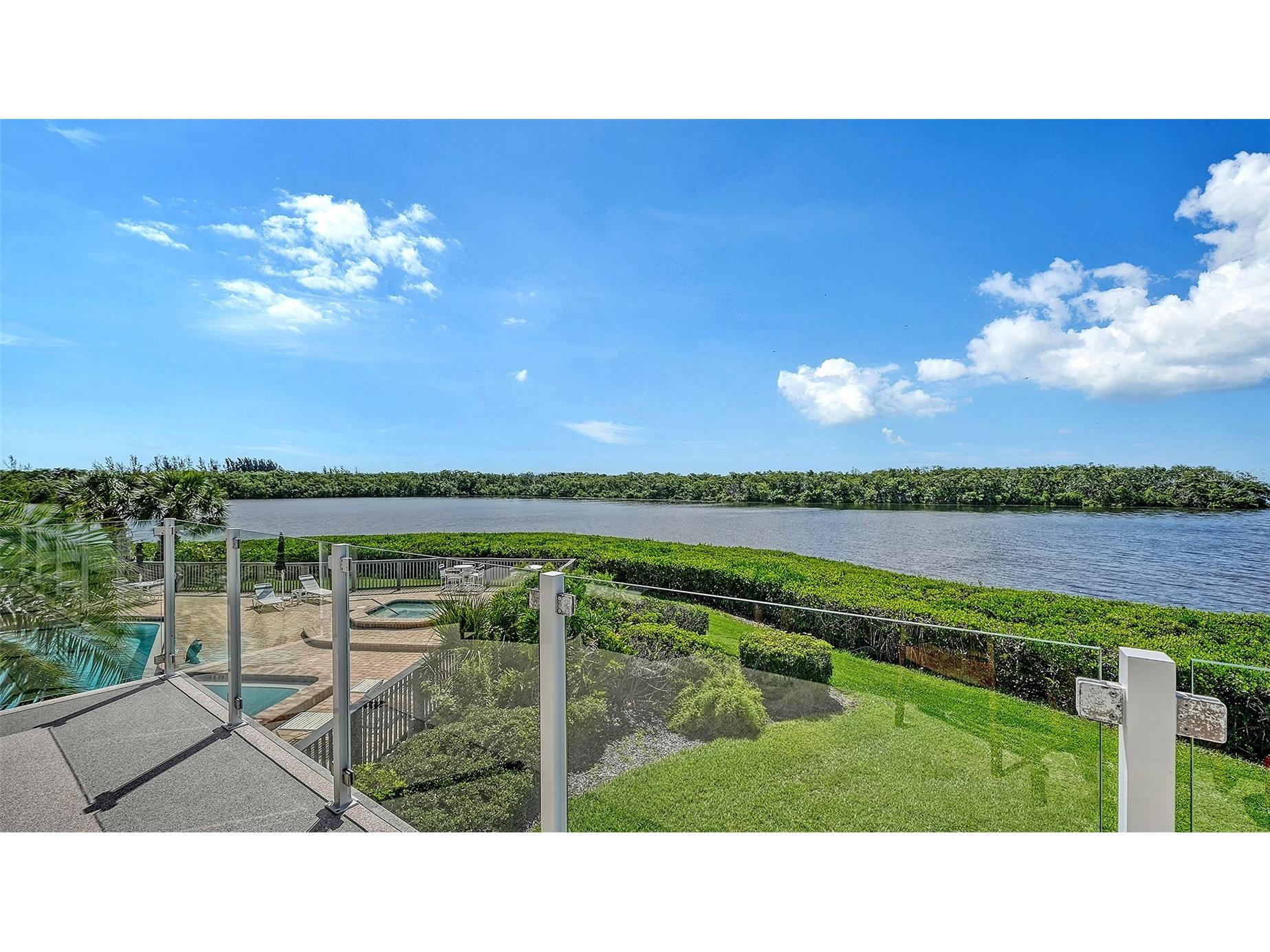 11 Tidy Island Boulevard #11 Bradenton FL 34210 - SARASOTA BAY A4695066 image24