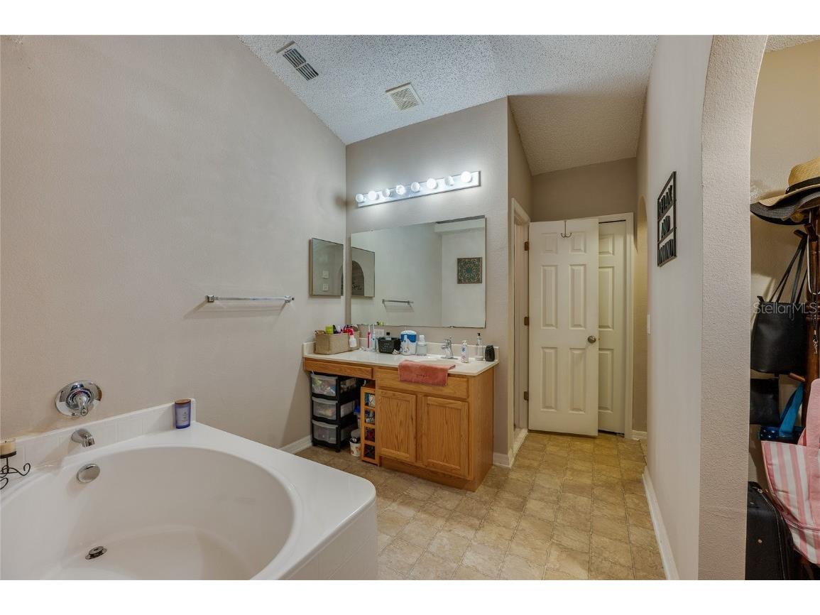 11 Zircon Court Palm Coast FL 32164 FC311305 image33