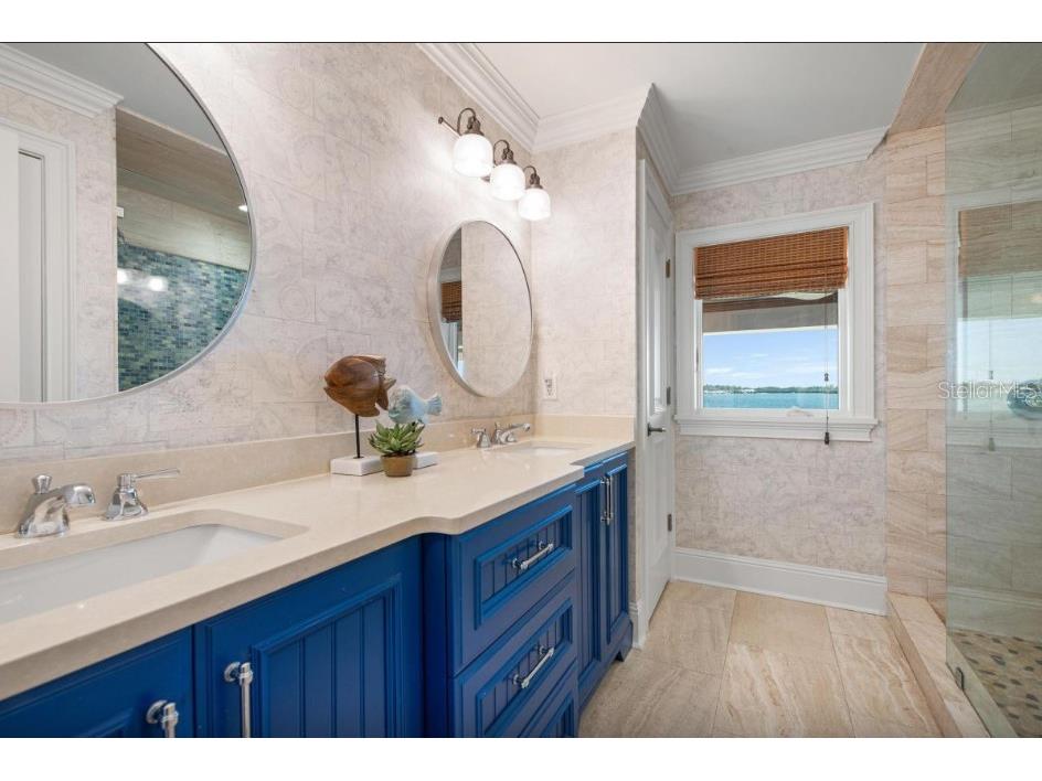 110 10th Street S Bradenton Beach FL 34217 A4683250 image16