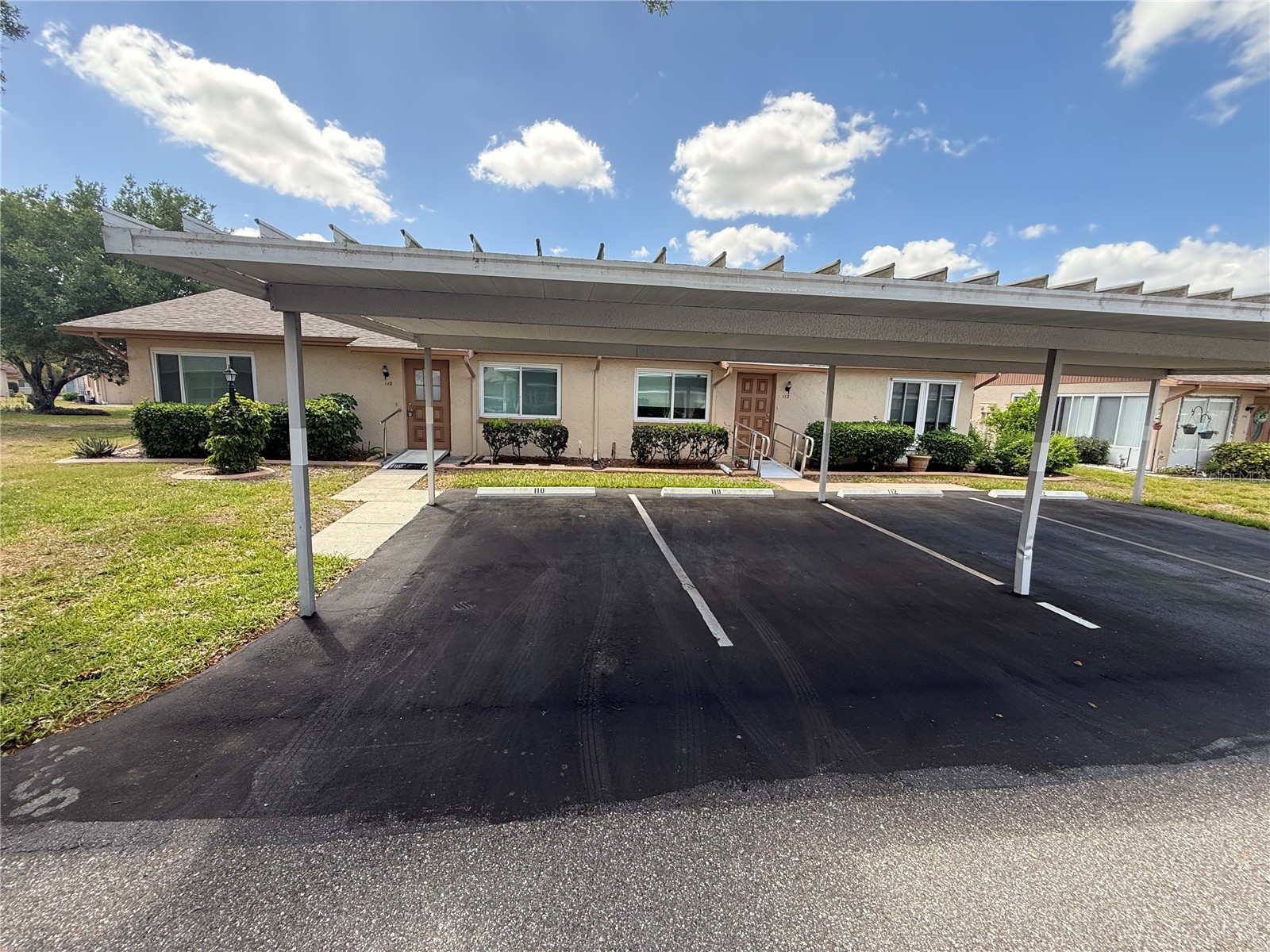 110-112 Gloucester Boulevard Sun City Center FL 33573 O6401140 image3