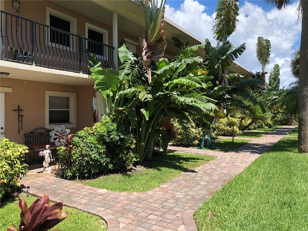 110 148th Avenue E #4 Madeira Beach FL 33708 T3439132 image1