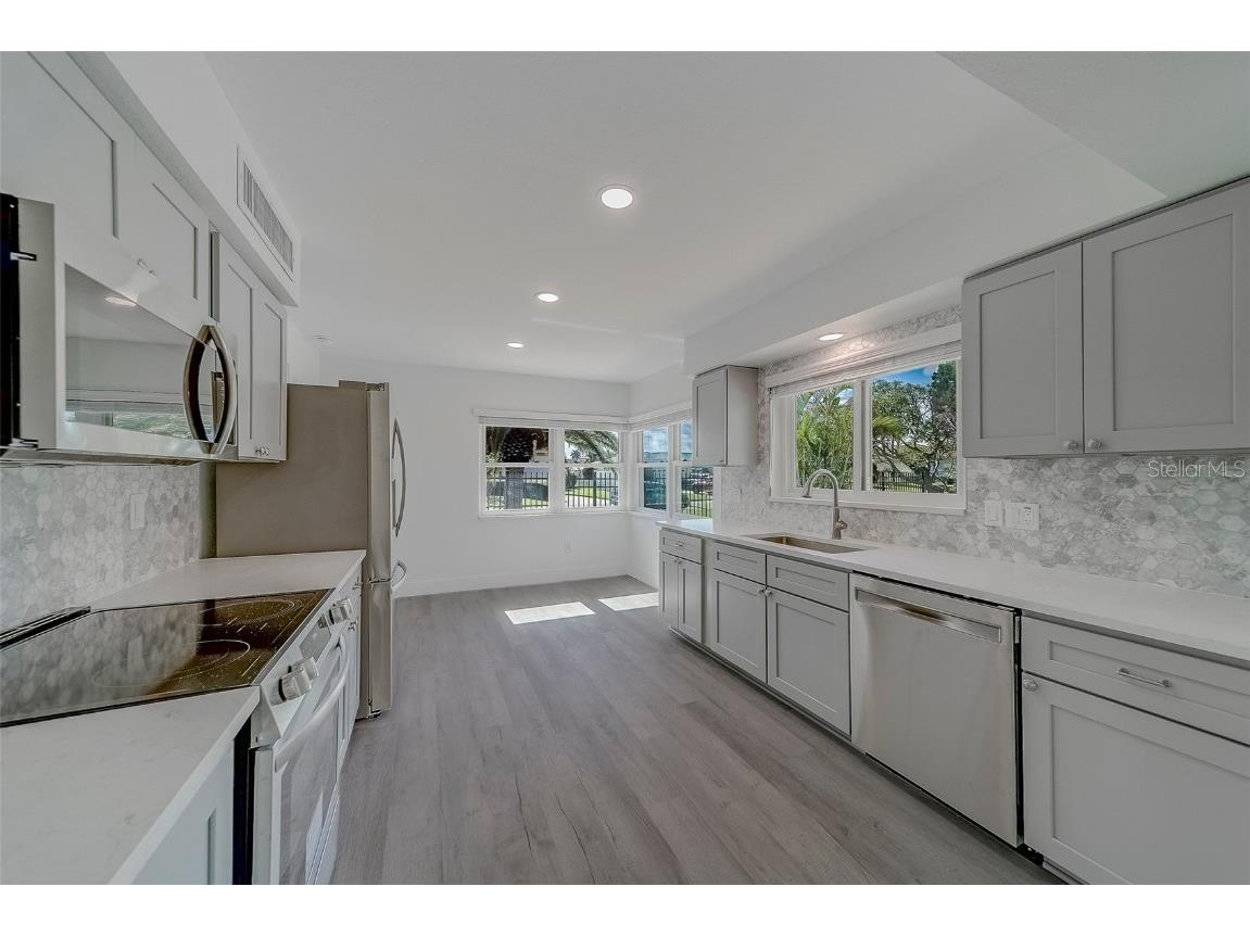 110 21st Street Belleair Beach FL 33786 TB8420469 image29