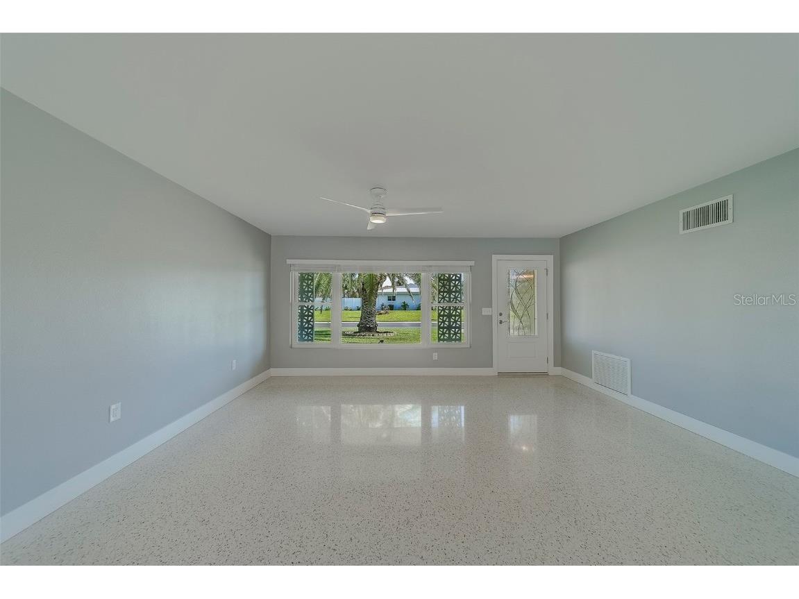 110 21st Street Belleair Beach FL 33786 TB8420469 image3