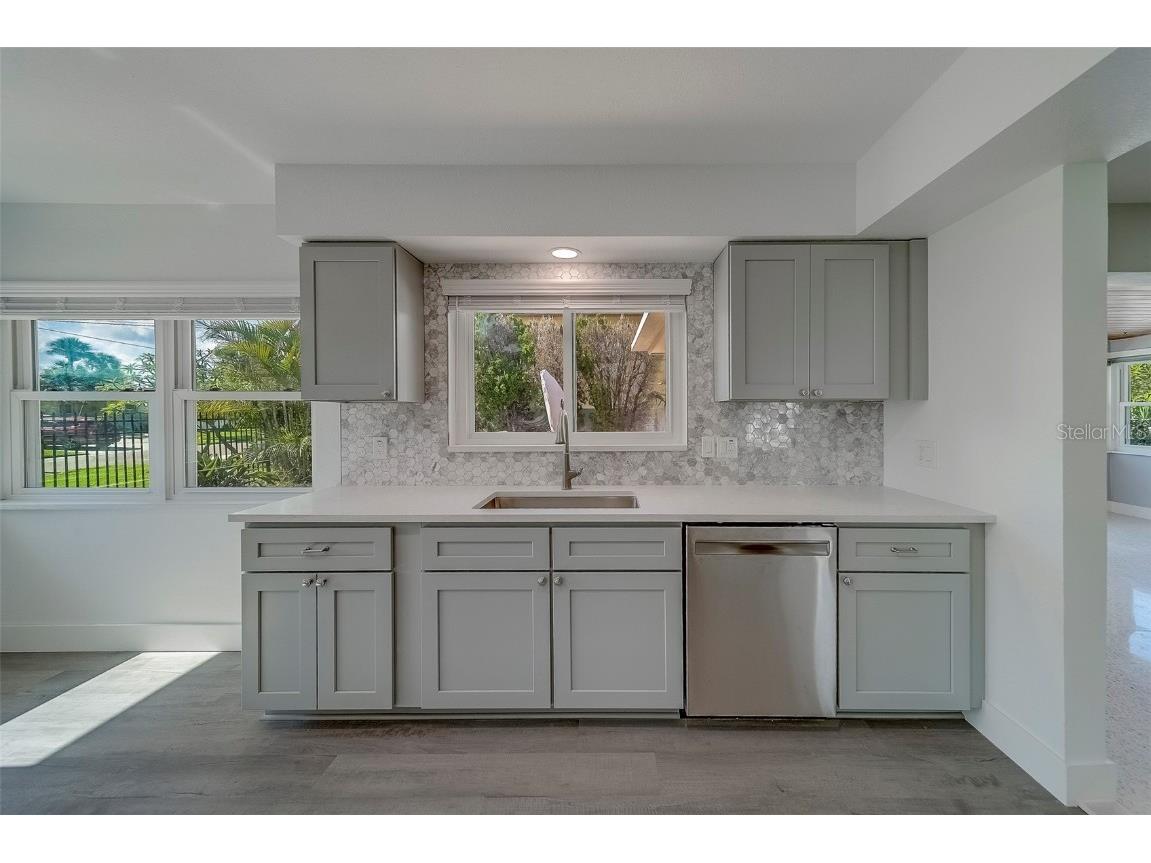 110 21st Street Belleair Beach FL 33786 TB8420469 image31