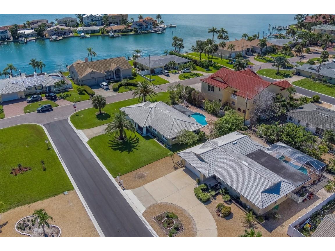 110 21st Street Belleair Beach FL 33786 TB8420469 image54