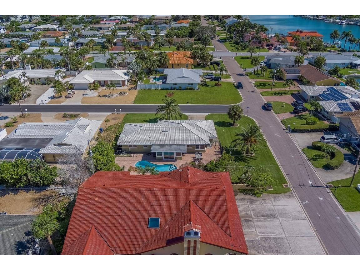 110 21st Street Belleair Beach FL 33786 TB8420469 image57