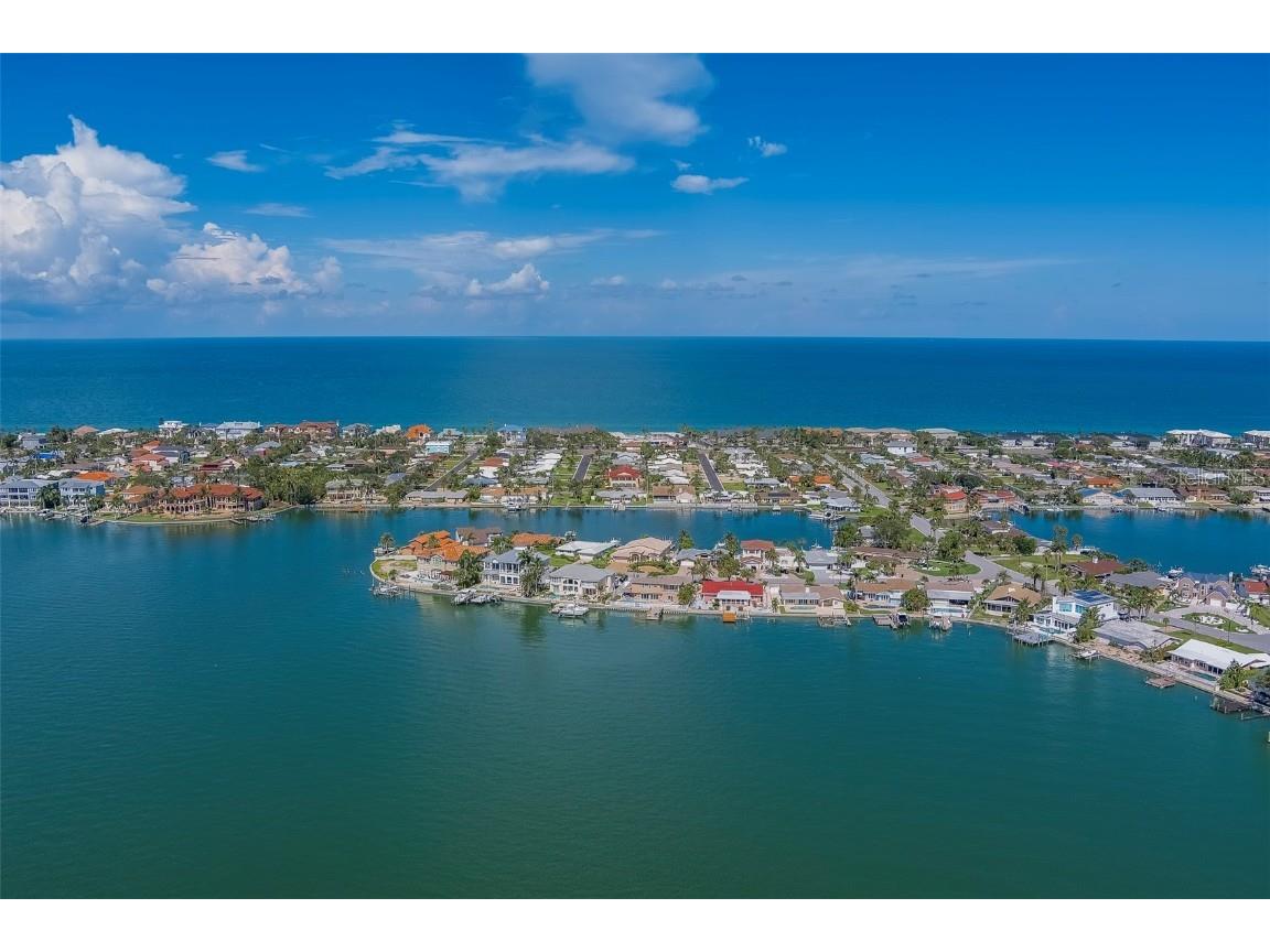 110 21st Street Belleair Beach FL 33786 TB8420469 image70