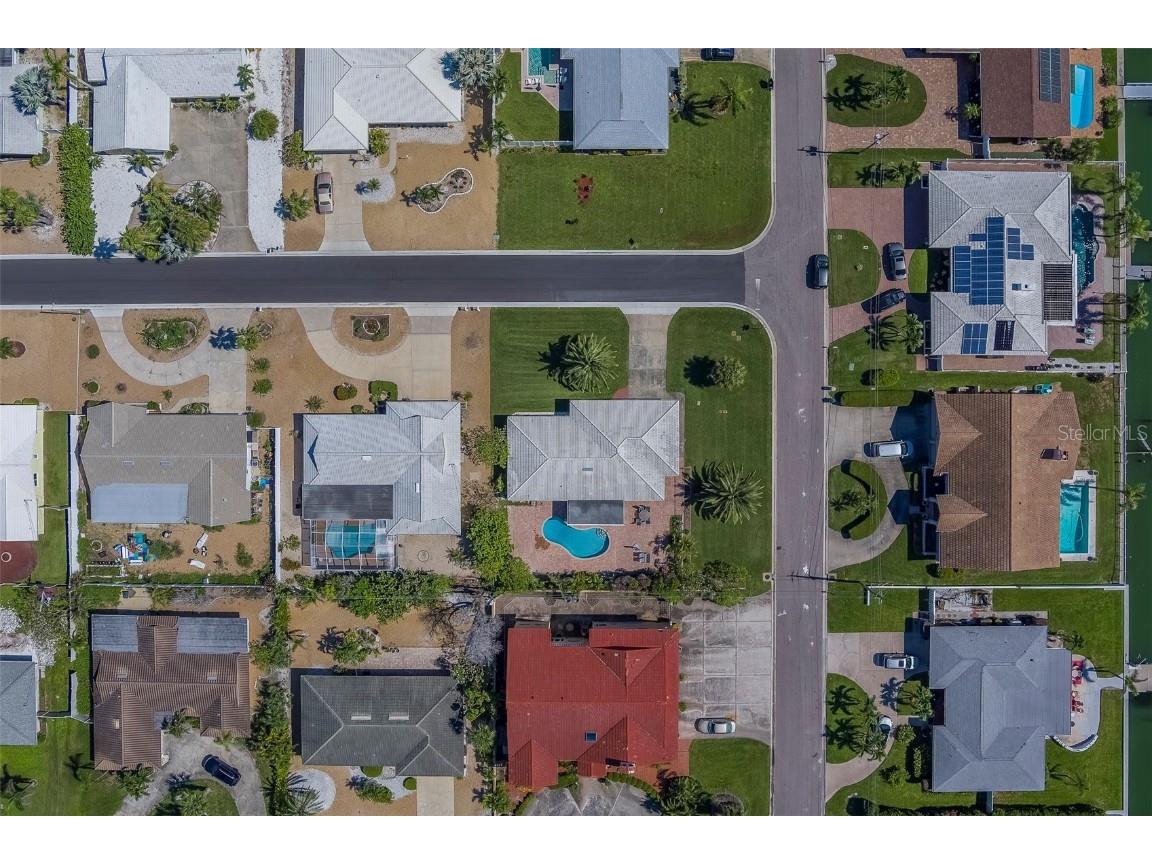 110 21st Street Belleair Beach FL 33786 TB8420469 image72