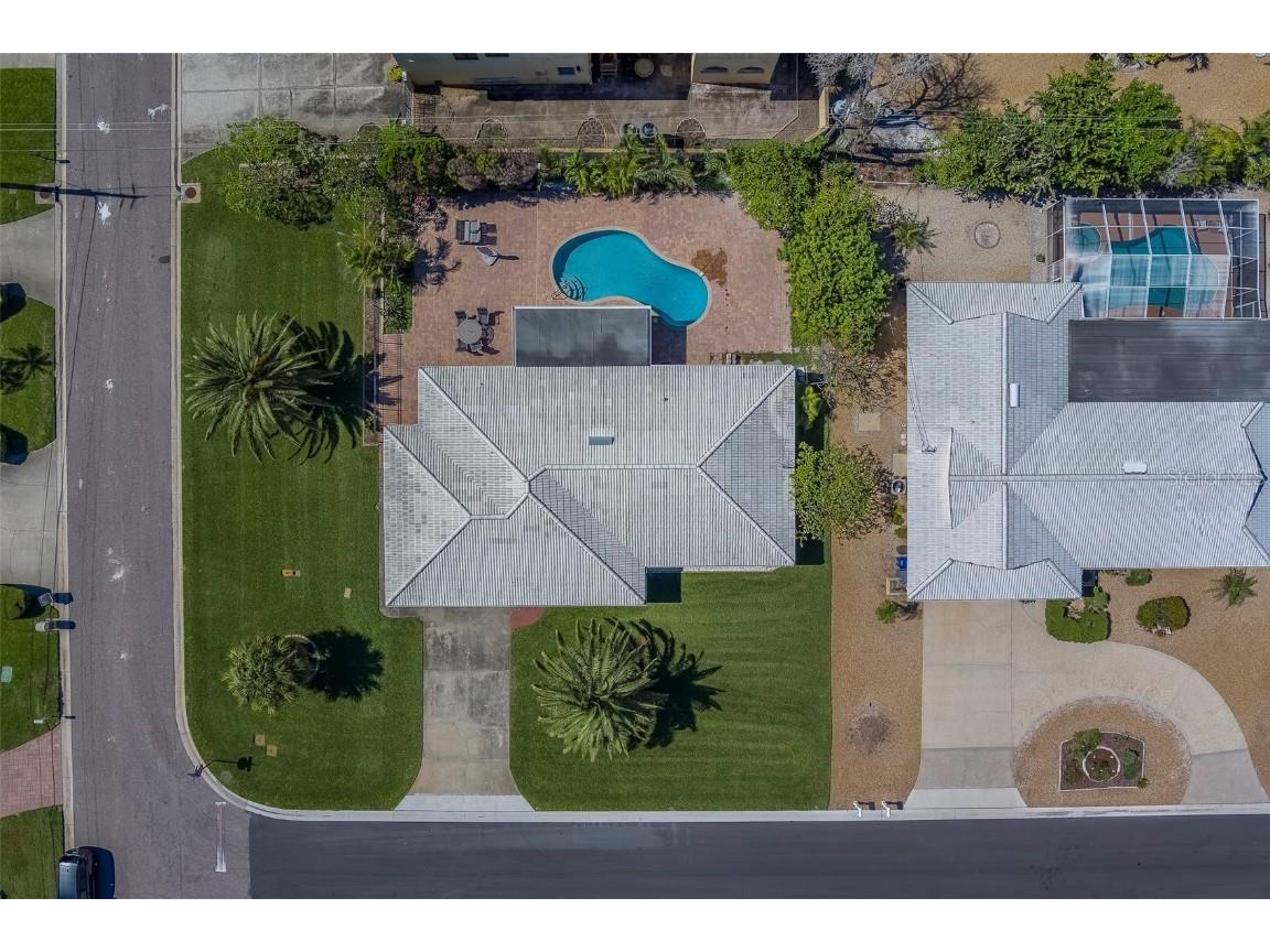 110 21st Street Belleair Beach FL 33786 TB8420469 image73