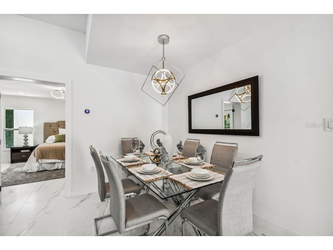 110 28th Avenue N #B Saint Petersburg FL 33704 TB8449770 image10