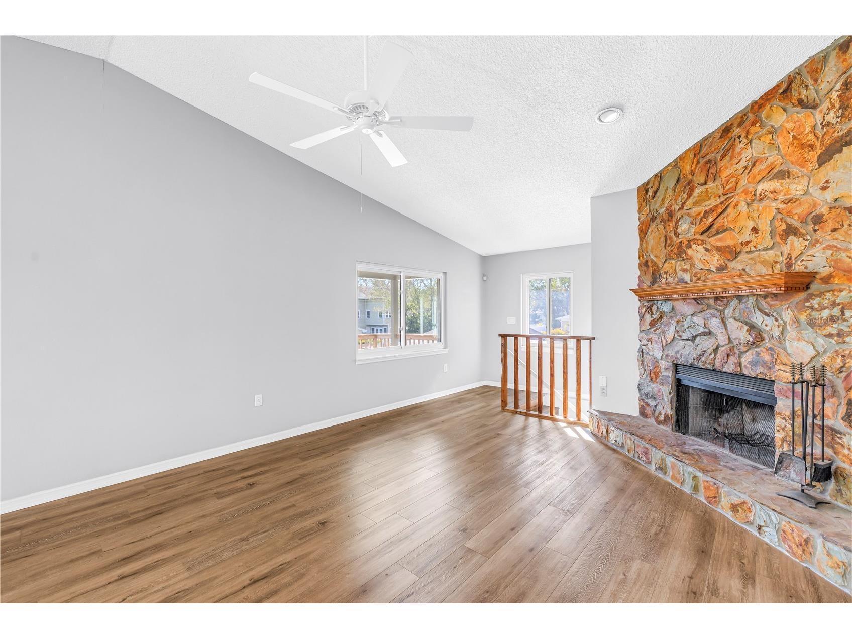 110 29th Avenue N Saint Petersburg FL 33704 TB8468051 image14