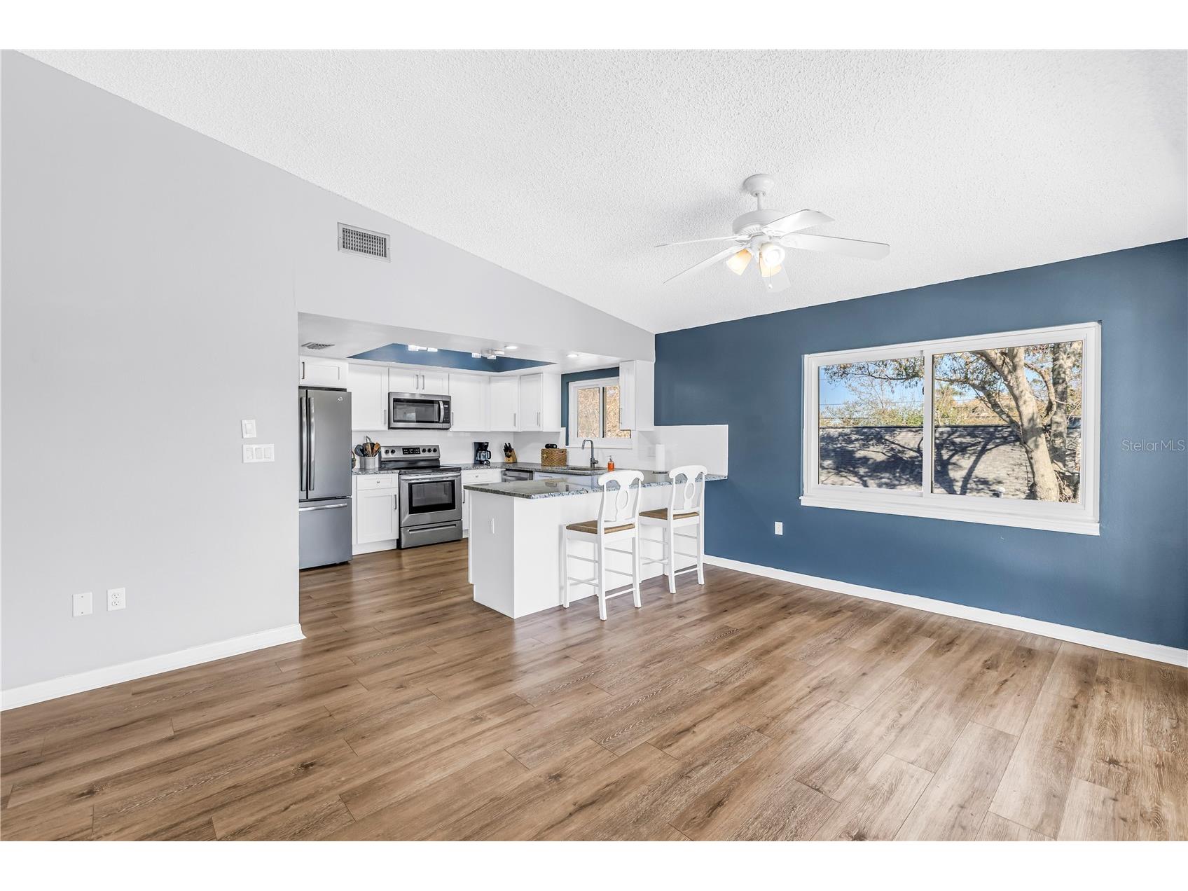 110 29th Avenue N Saint Petersburg FL 33704 TB8468051 image15