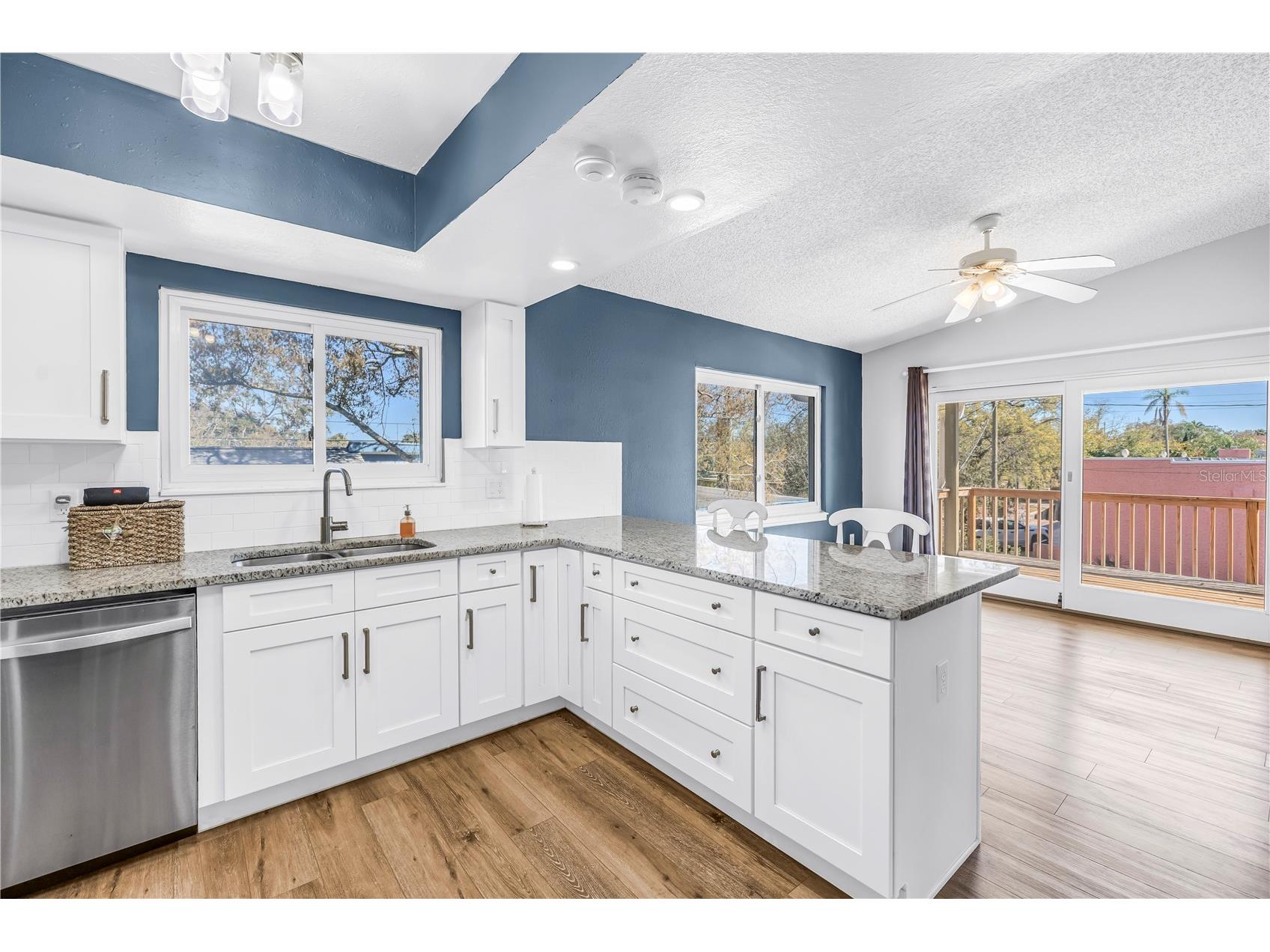 110 29th Avenue N Saint Petersburg FL 33704 TB8468051 image21