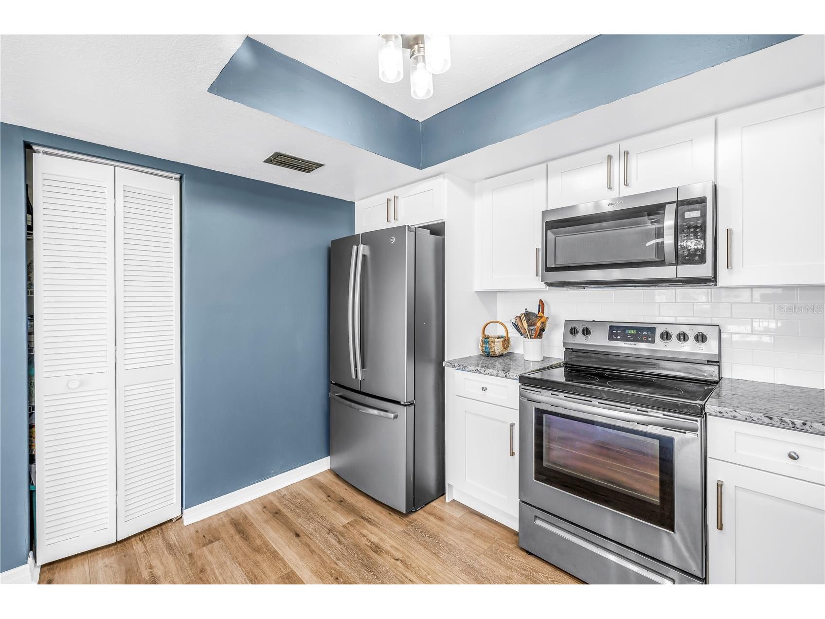 110 29th Avenue N Saint Petersburg FL 33704 TB8468051 image22