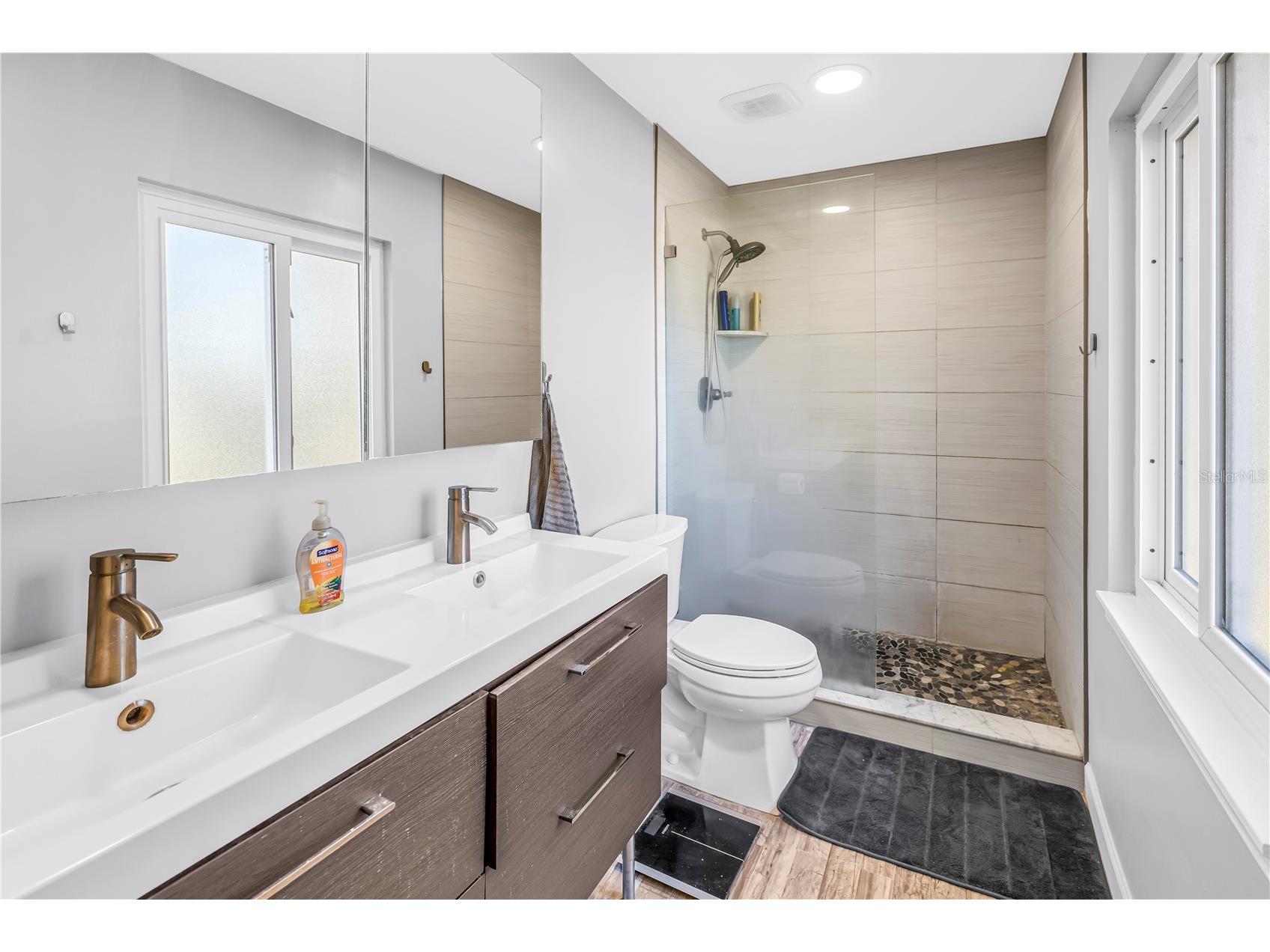 110 29th Avenue N Saint Petersburg FL 33704 TB8468051 image26