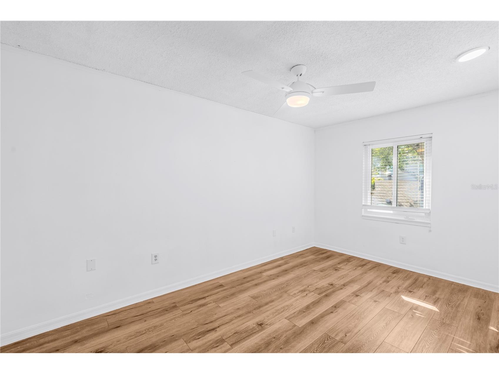 110 29th Avenue N Saint Petersburg FL 33704 TB8468051 image27