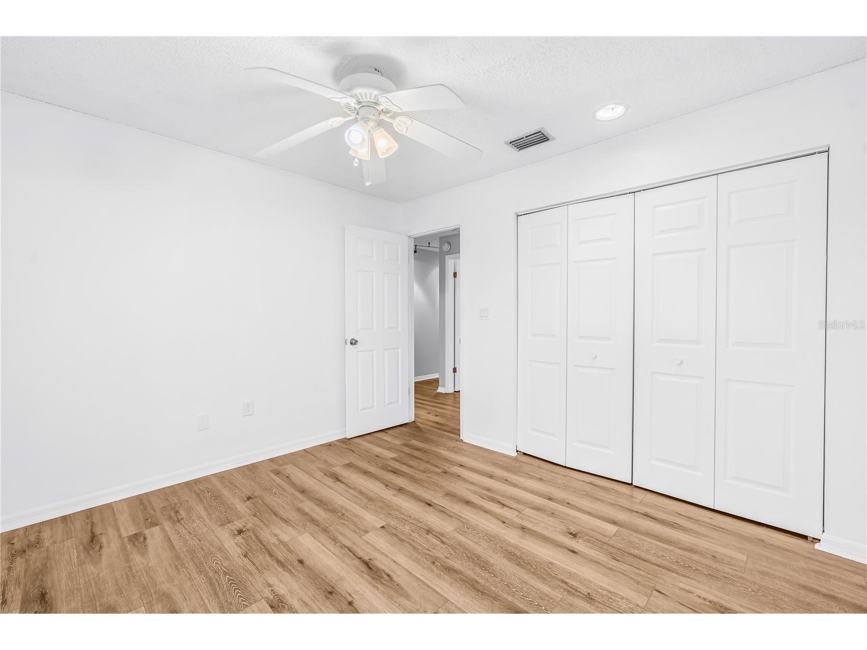 110 29th Avenue N Saint Petersburg FL 33704 TB8468051 image31