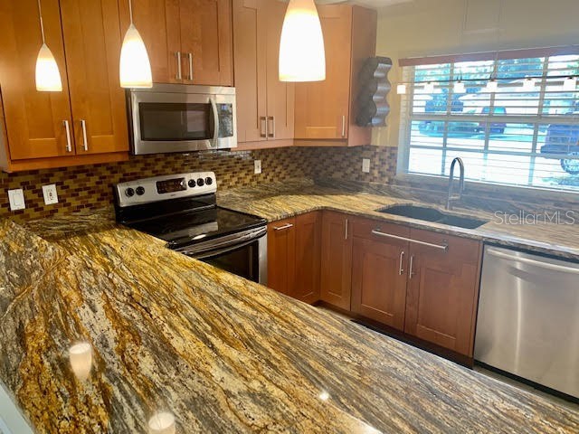 110 49th Court E Palmetto FL 34221 A4695713 image14