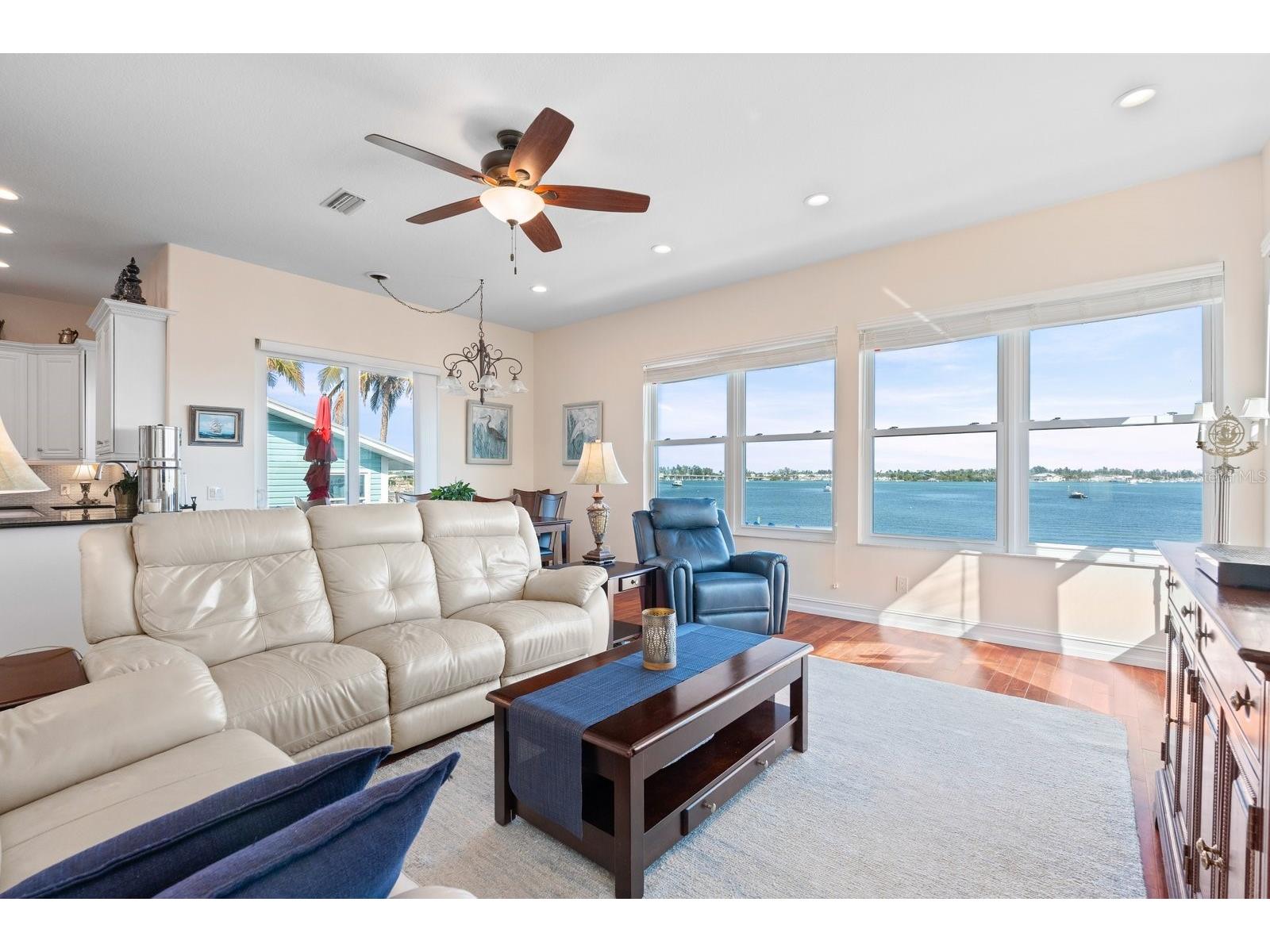 110 6th Street S Bradenton Beach FL 34217 A4674743 image12