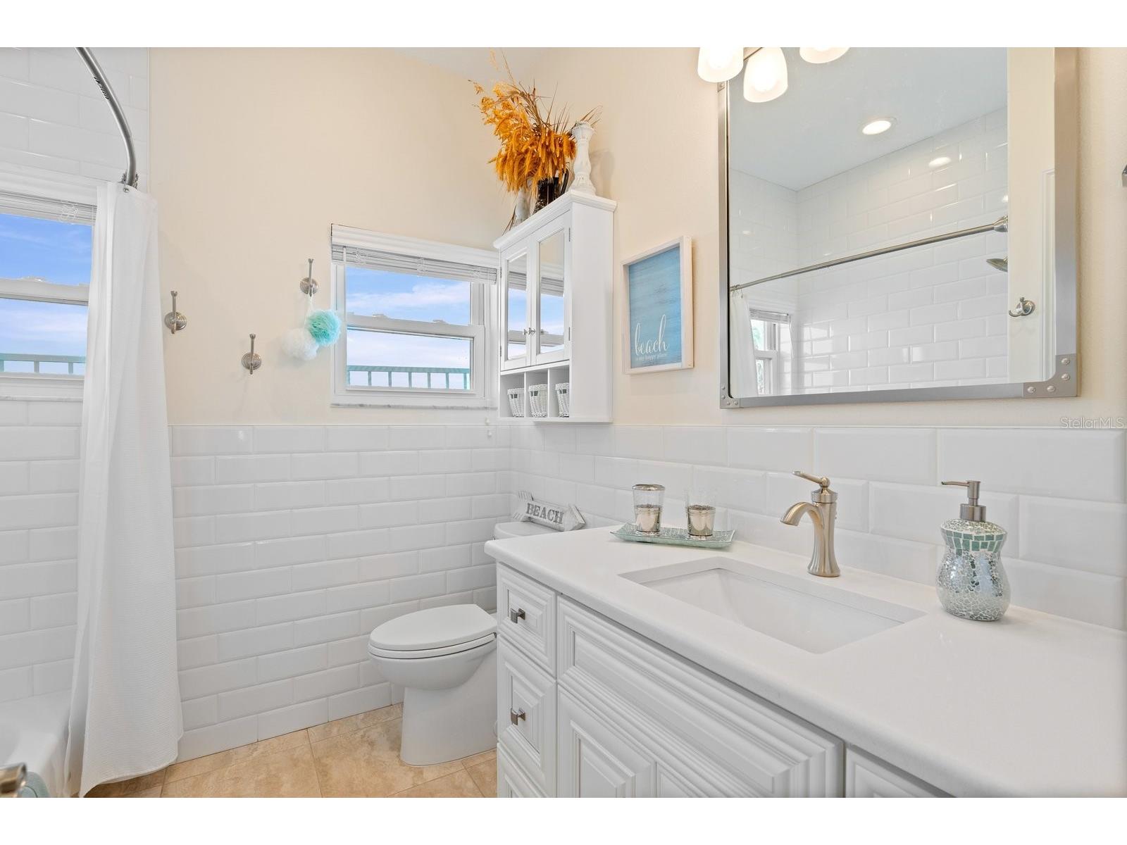 110 6th Street S Bradenton Beach FL 34217 A4674743 image21