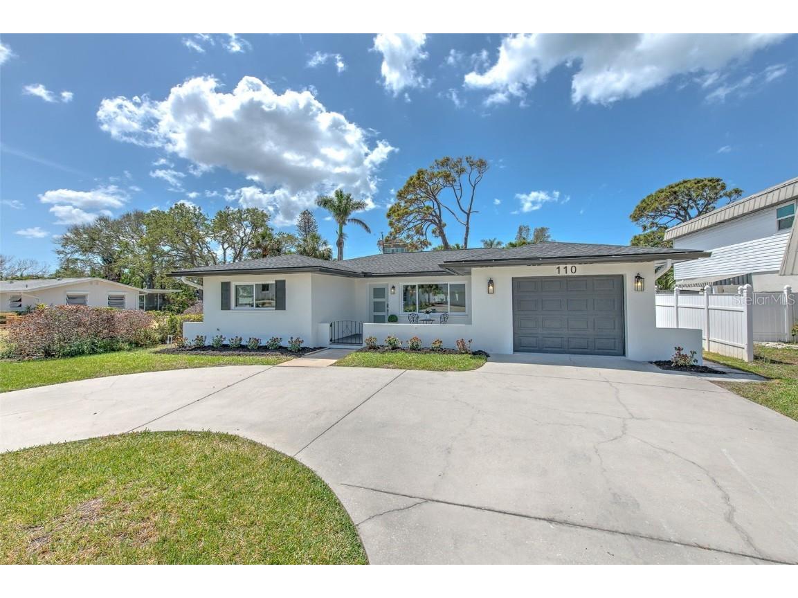 110 8th Street Belleair Beach FL 33786 TB8382053 image1