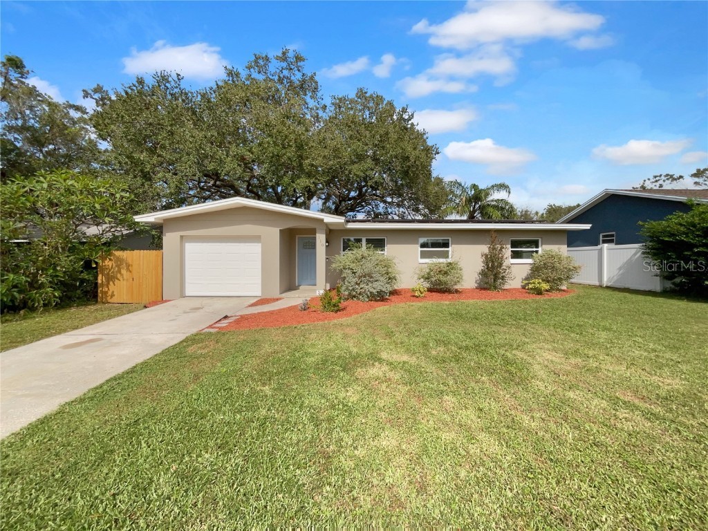 110 Avon Drive Safety Harbor FL 34695 O6291122 image1