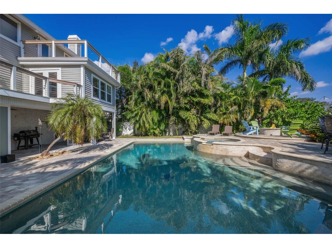 110 Carlyle Circle Palm Harbor FL 34683 TB8452867 image57