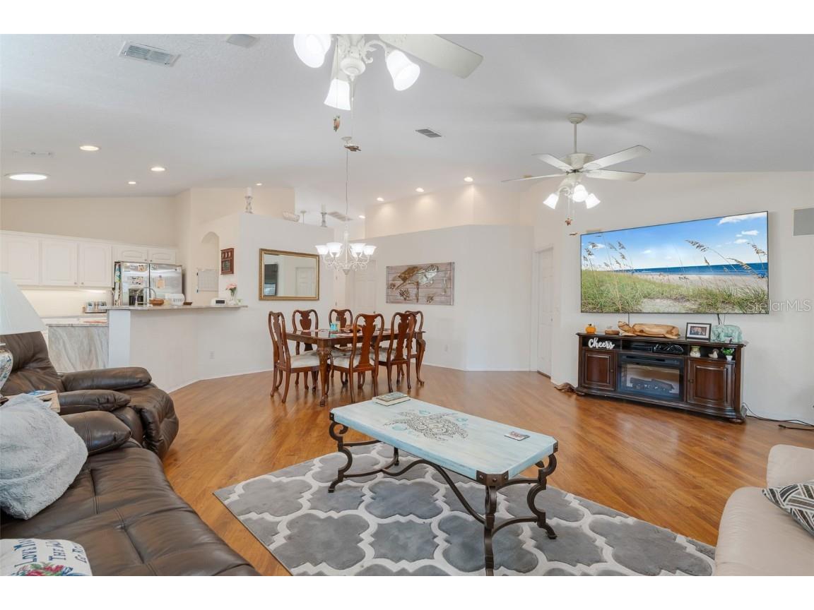 110 Coleman Street Edgewater FL 32141 V4945090 image9