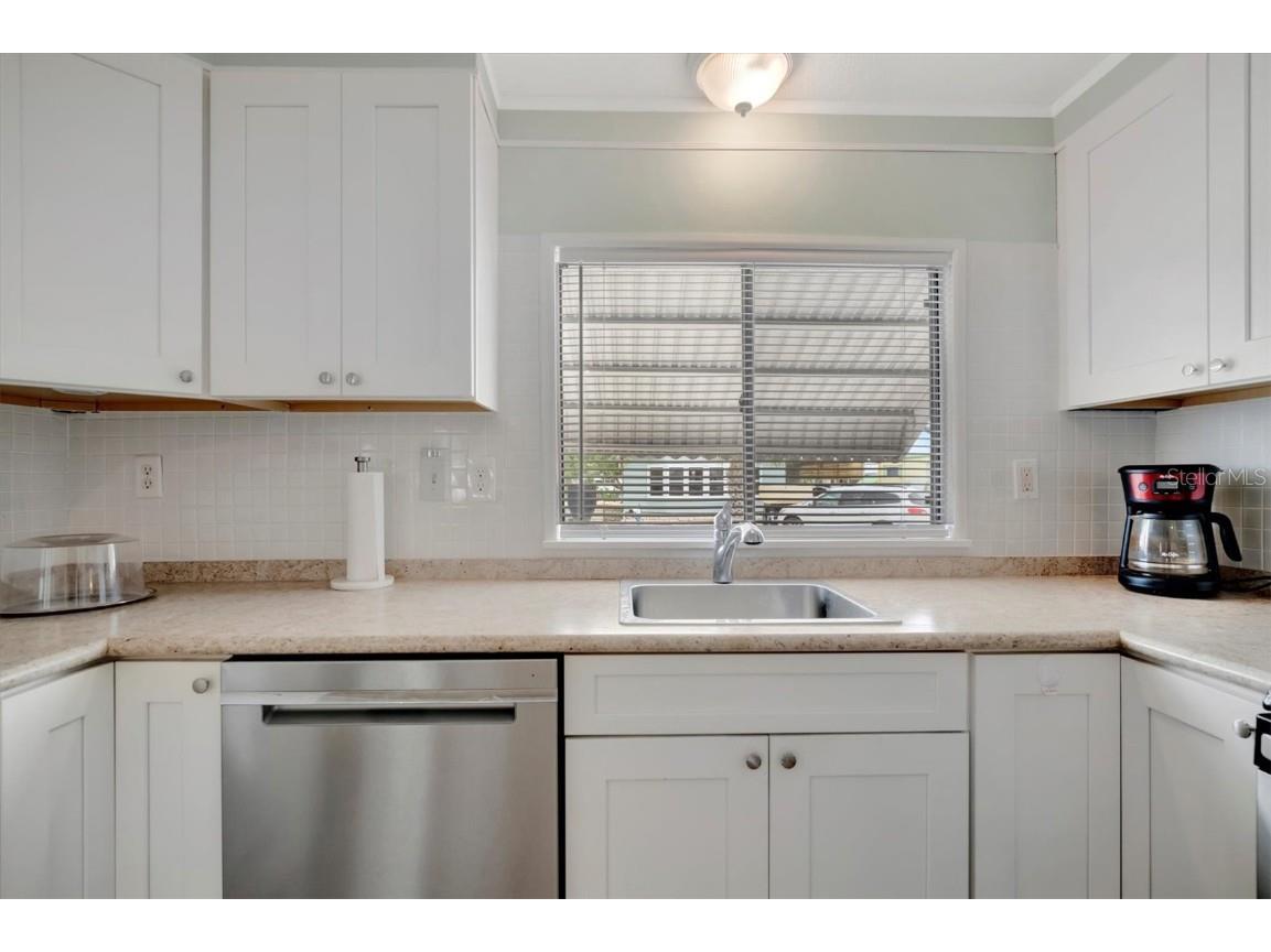 110 E Saint Lucia Loop Apollo Beach FL 33572 TB8459848 image5