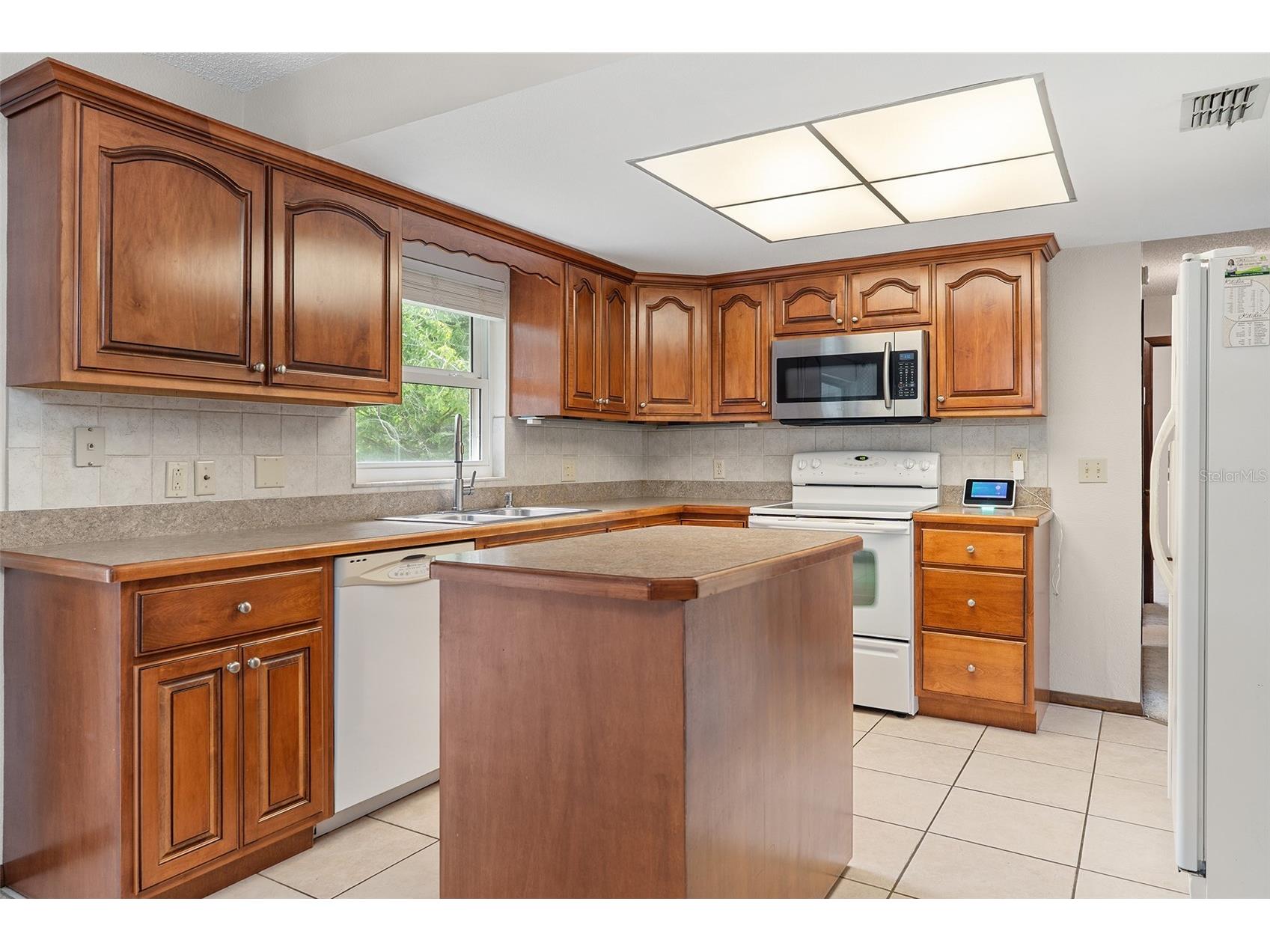 110 Edgewater Dr Saint Cloud FL 34769 - CANAL TO EAST LAKE SOHO S5151243 image10