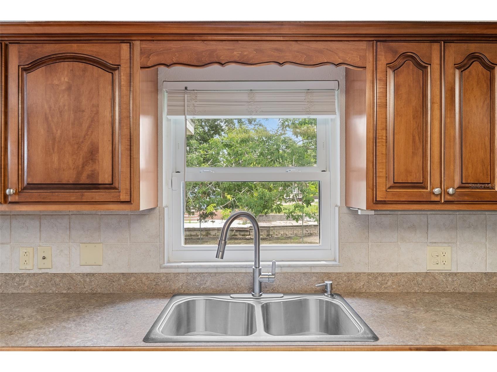 110 Edgewater Dr Saint Cloud FL 34769 - CANAL TO EAST LAKE SOHO S5151243 image13