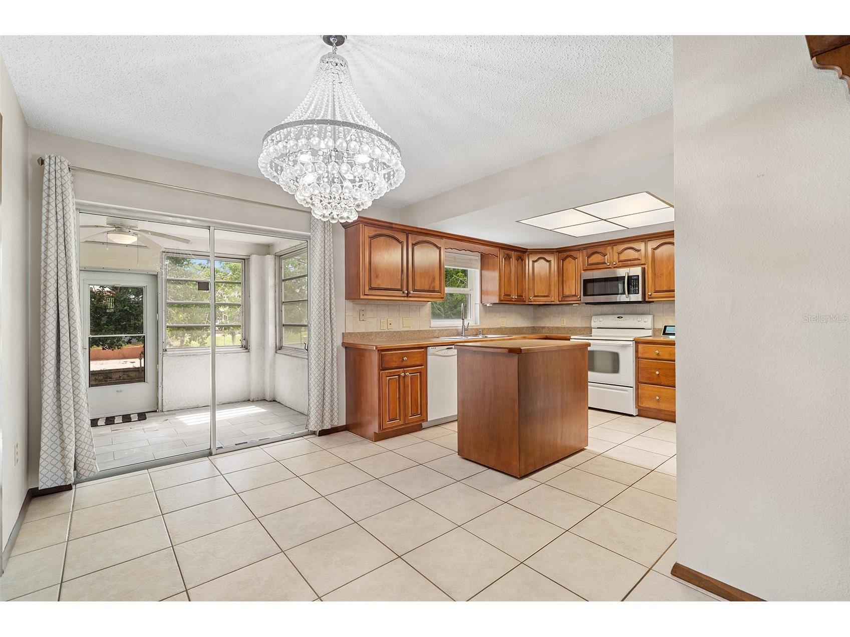 110 Edgewater Dr Saint Cloud FL 34769 - CANAL TO EAST LAKE SOHO S5151243 image9