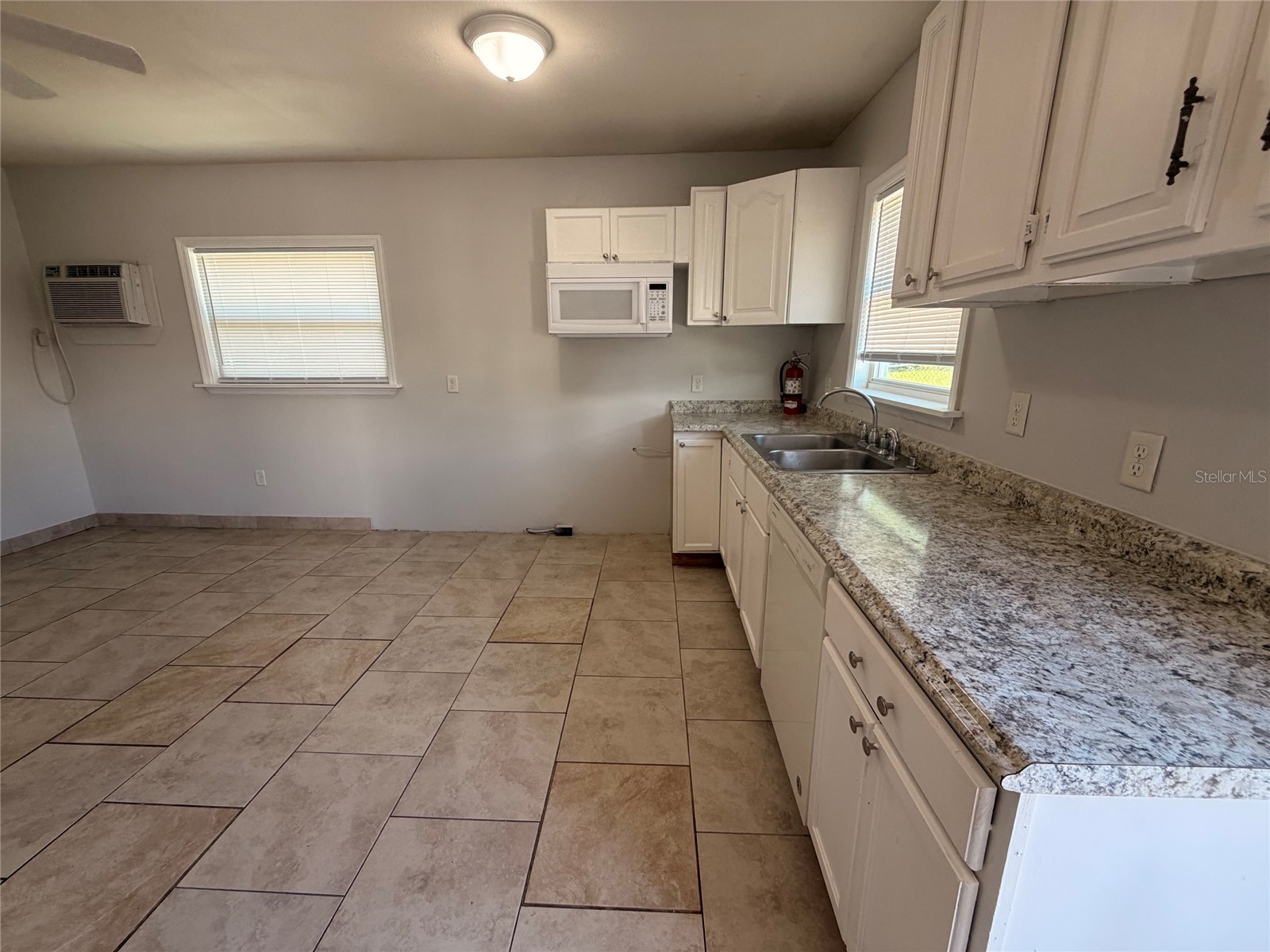 110 Forest Avenue #8 Davenport FL 33837 L4962750 image3