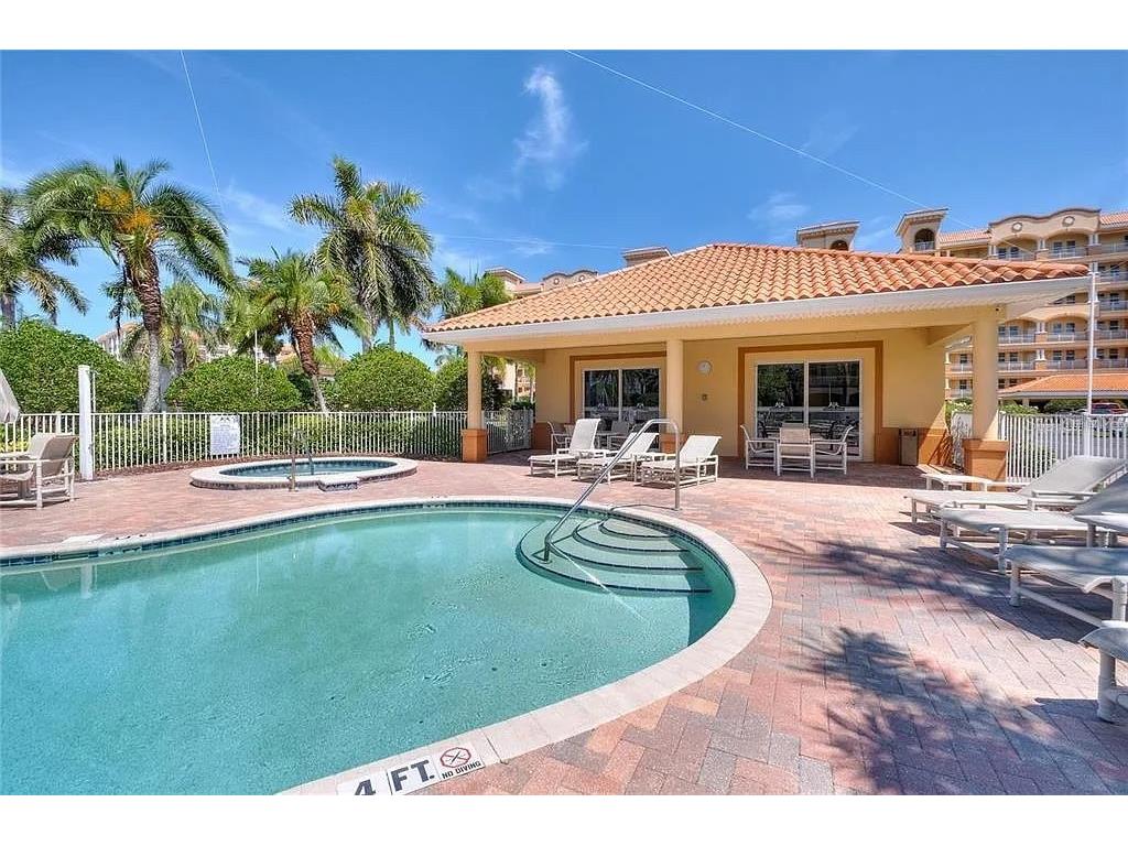 110 Forest Hills Drive Redington Shores FL 33708 U8253425 image8