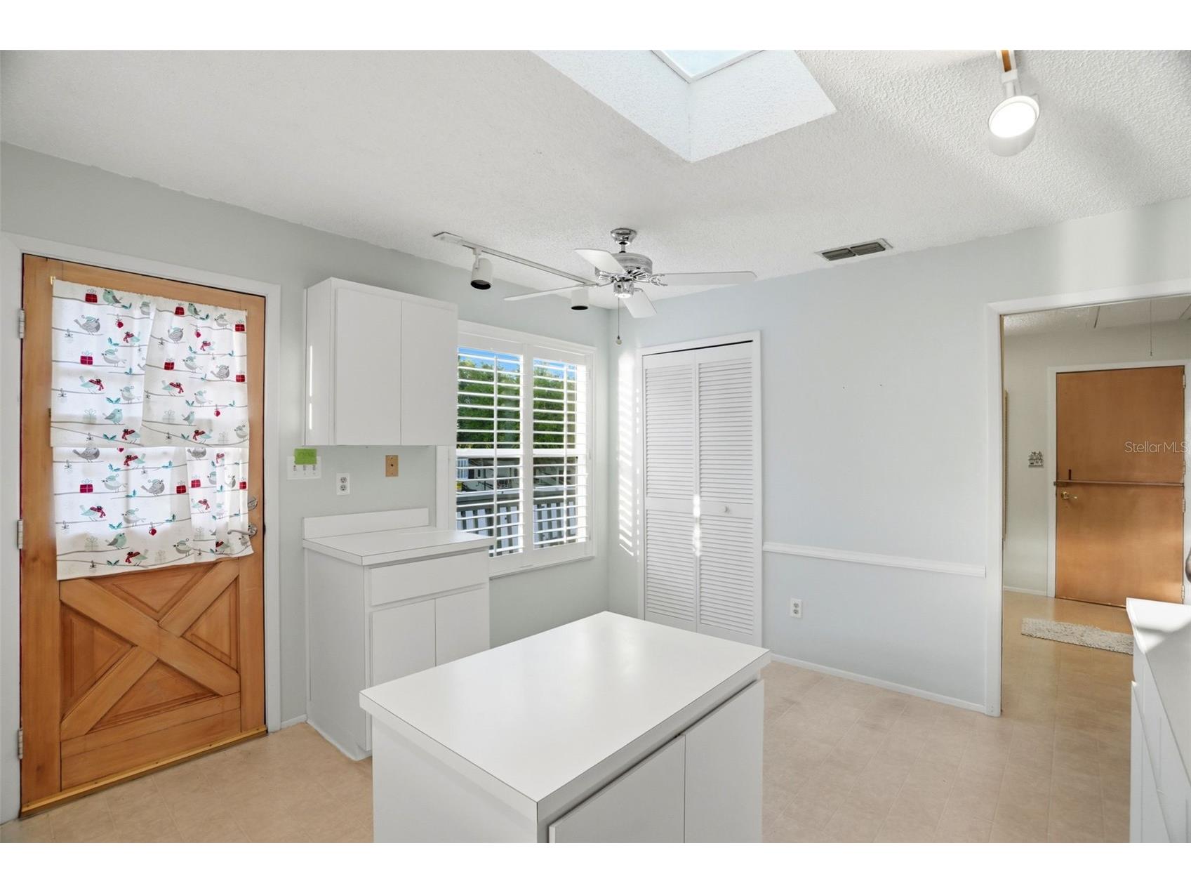 110 Georgia Ave. Avenue Crystal Beach FL 34681 TB8508271 image22