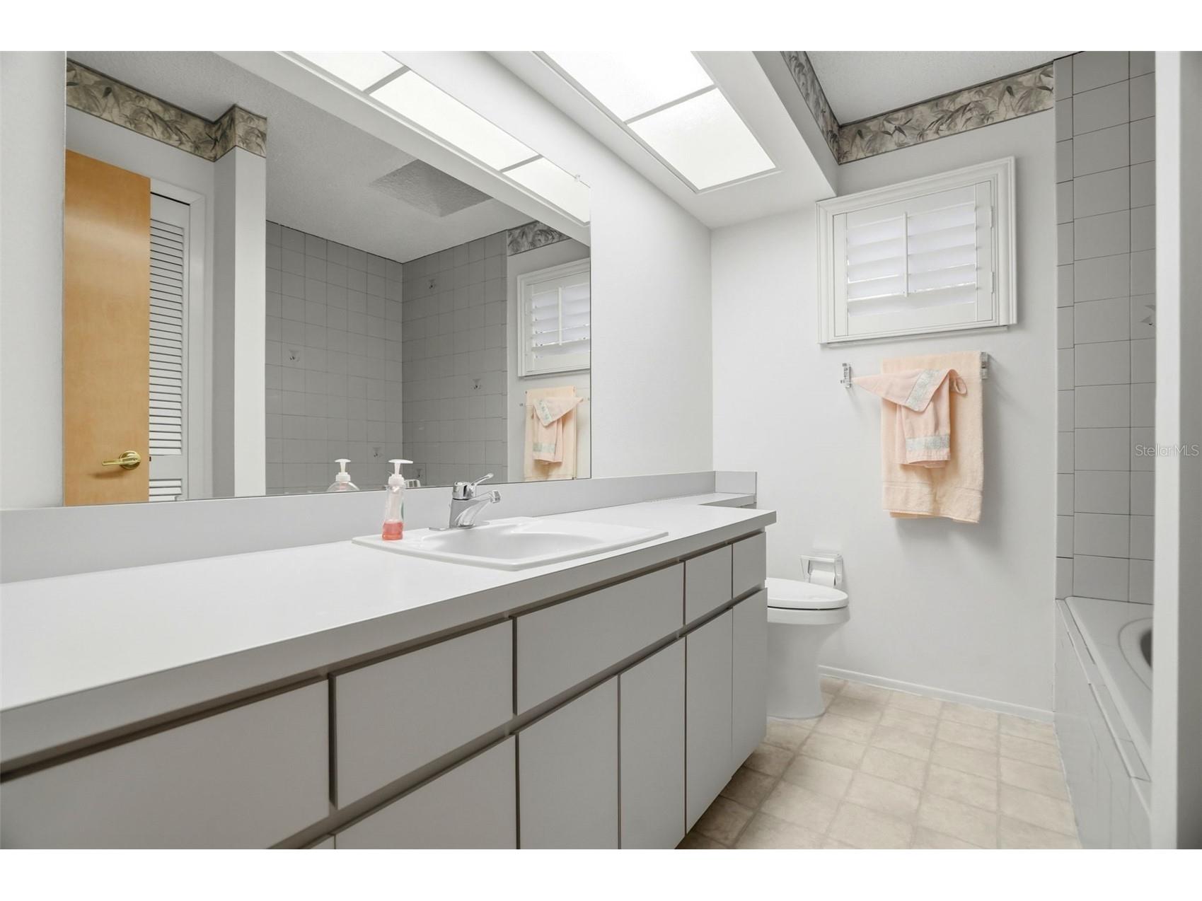110 Georgia Ave. Avenue Crystal Beach FL 34681 TB8508271 image28