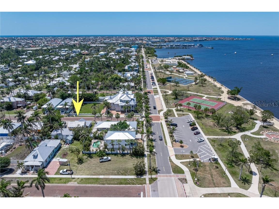 110 Gilchrist Street Punta Gorda FL 33950 C7516345 image2