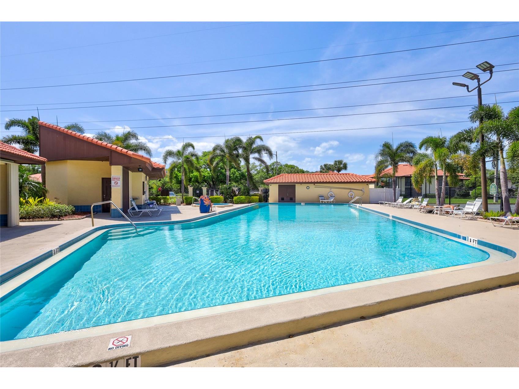 110 Hammock Pine Boulevard Clearwater FL 33761 TB8475625 image3