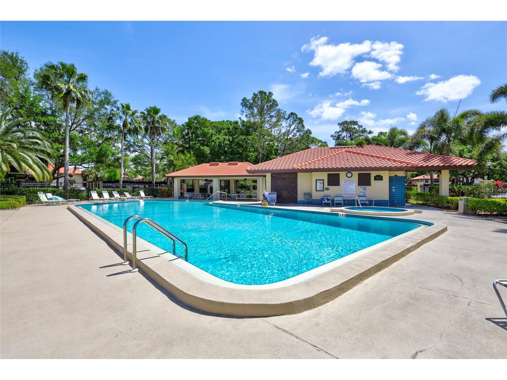 110 Hammock Pine Boulevard Clearwater FL 33761 TB8475625 image36