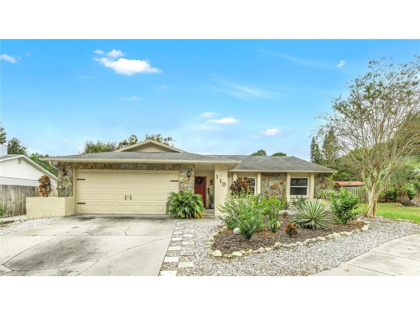 110 Lotus Circle Safety Harbor FL 34695 U8221407 image1