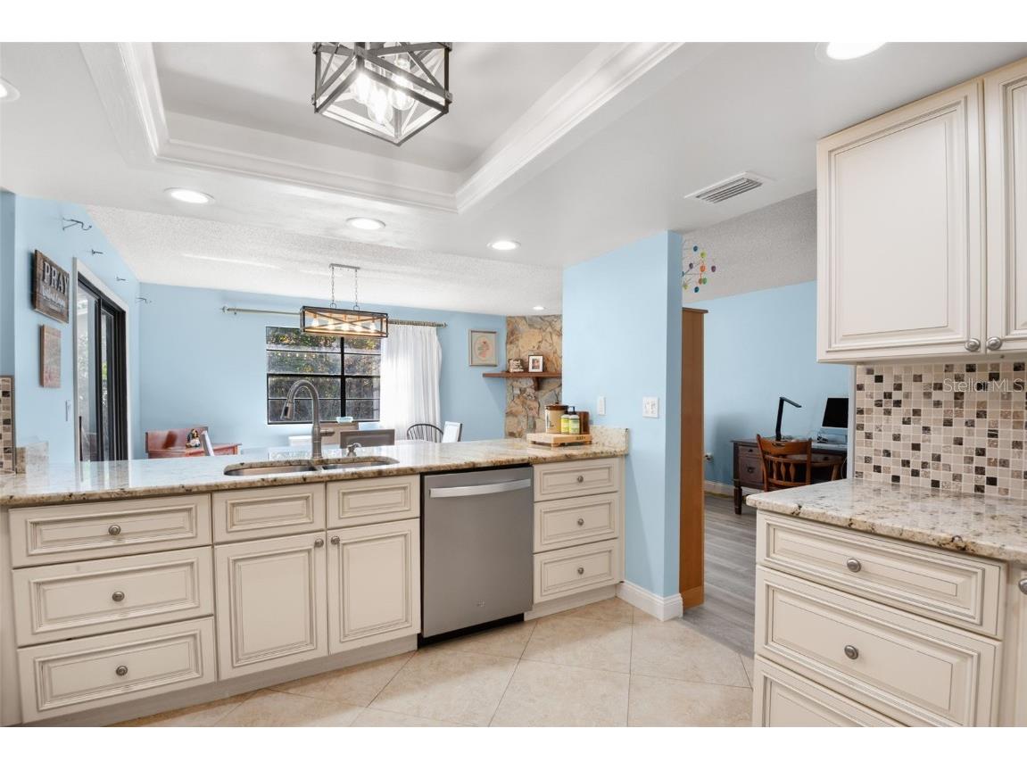 110 Meadowcross Drive Safety Harbor FL 34695 TB8449601 image6