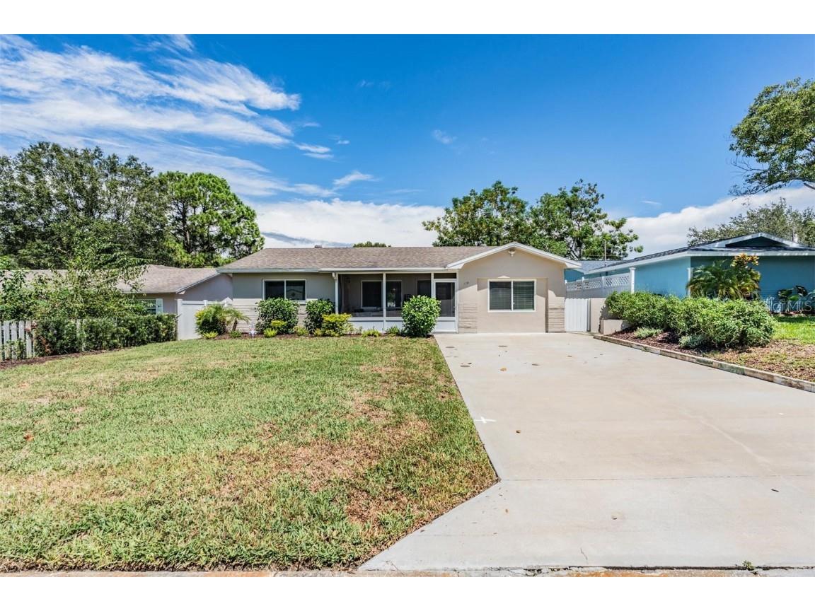 110 Melrose Drive Safety Harbor FL 34695 U8213072 image1