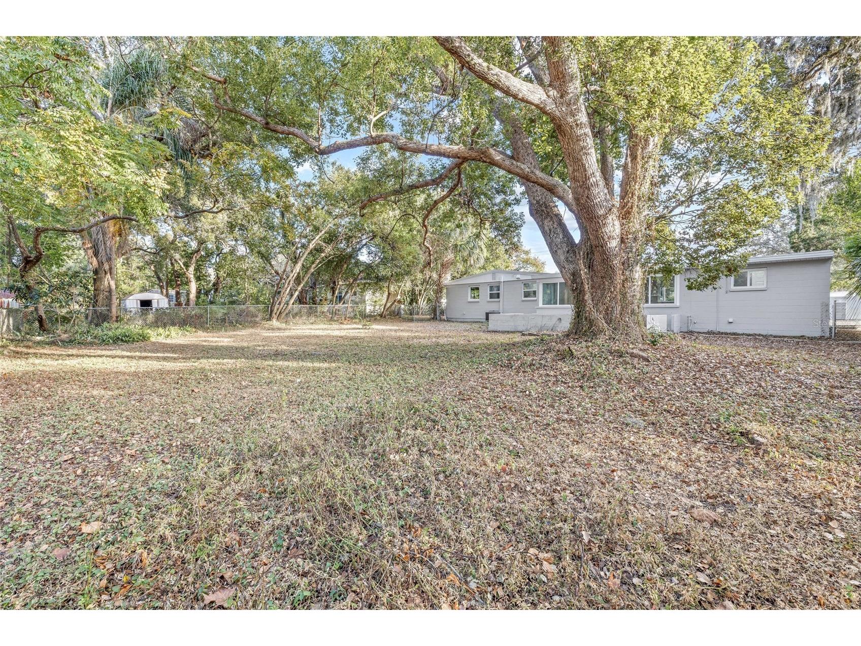 110 Mission Hills Avenue Temple Terrace FL 33617 TB8444288 image35