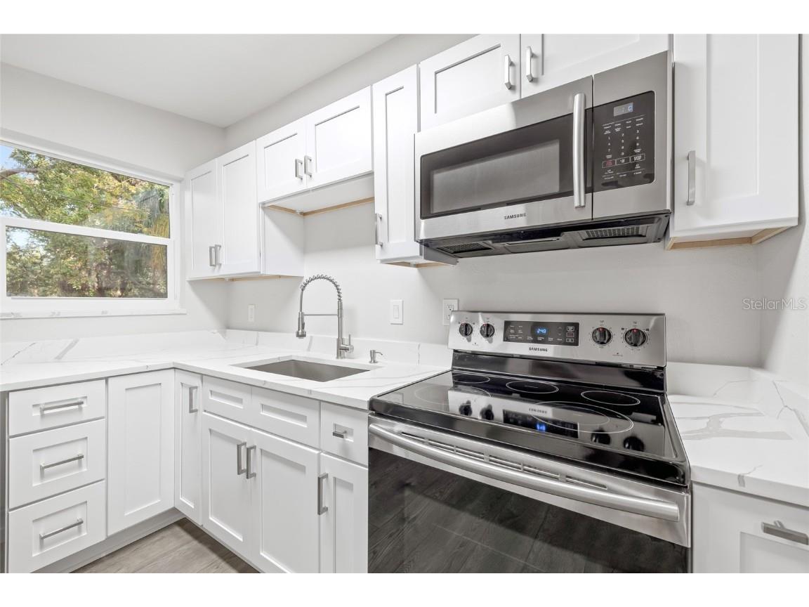 110 Mission Hills Avenue Temple Terrace FL 33617 TB8444288 image9