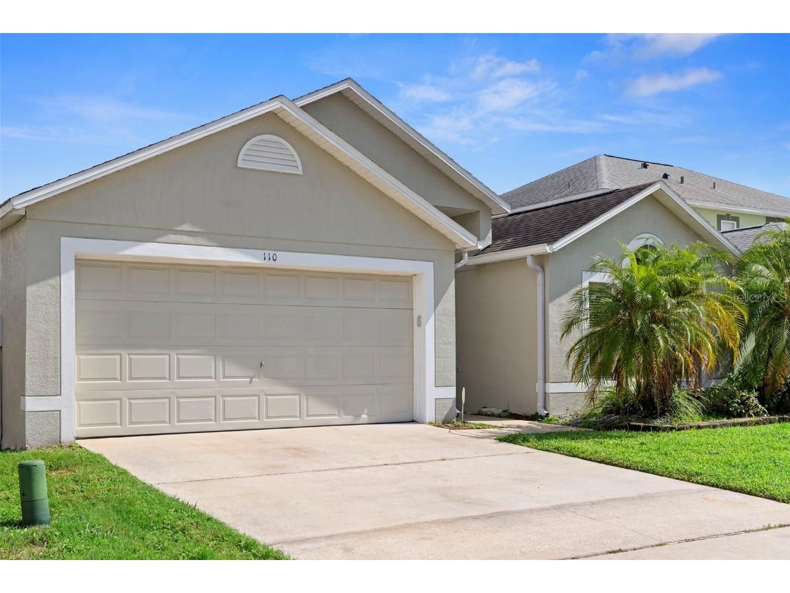 110 Monterey Oaks Drive Sanford FL 32771 V4944455 image1
