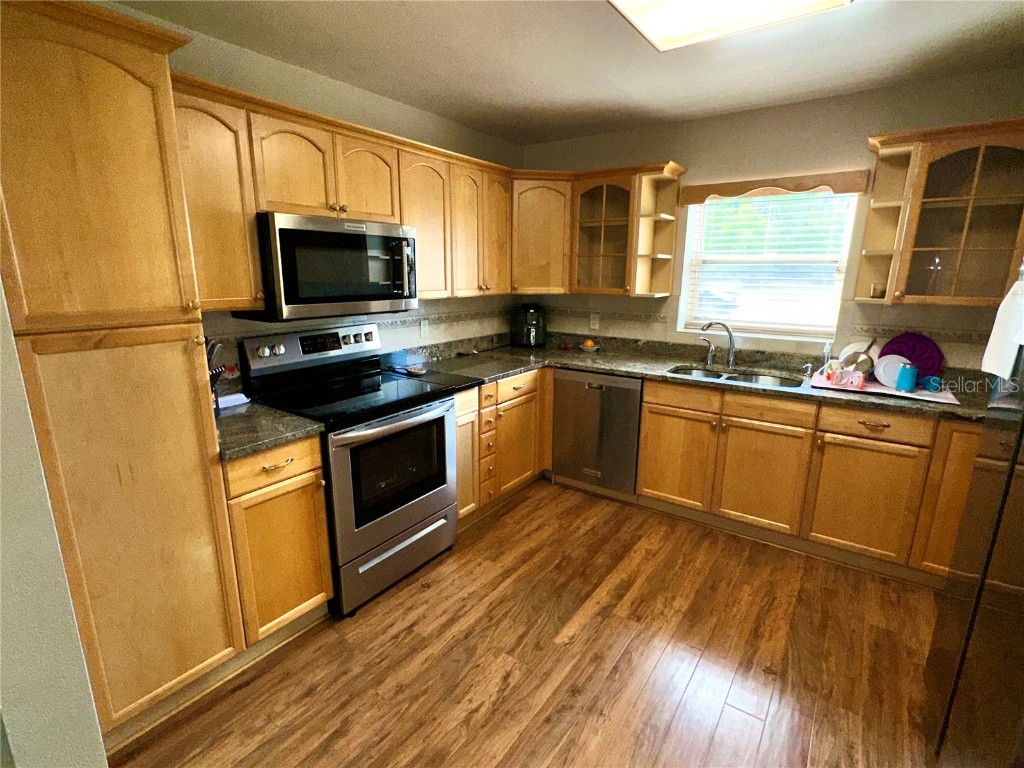 110 N Park Avenue Tarpon Springs FL 34689 U8220147 image5