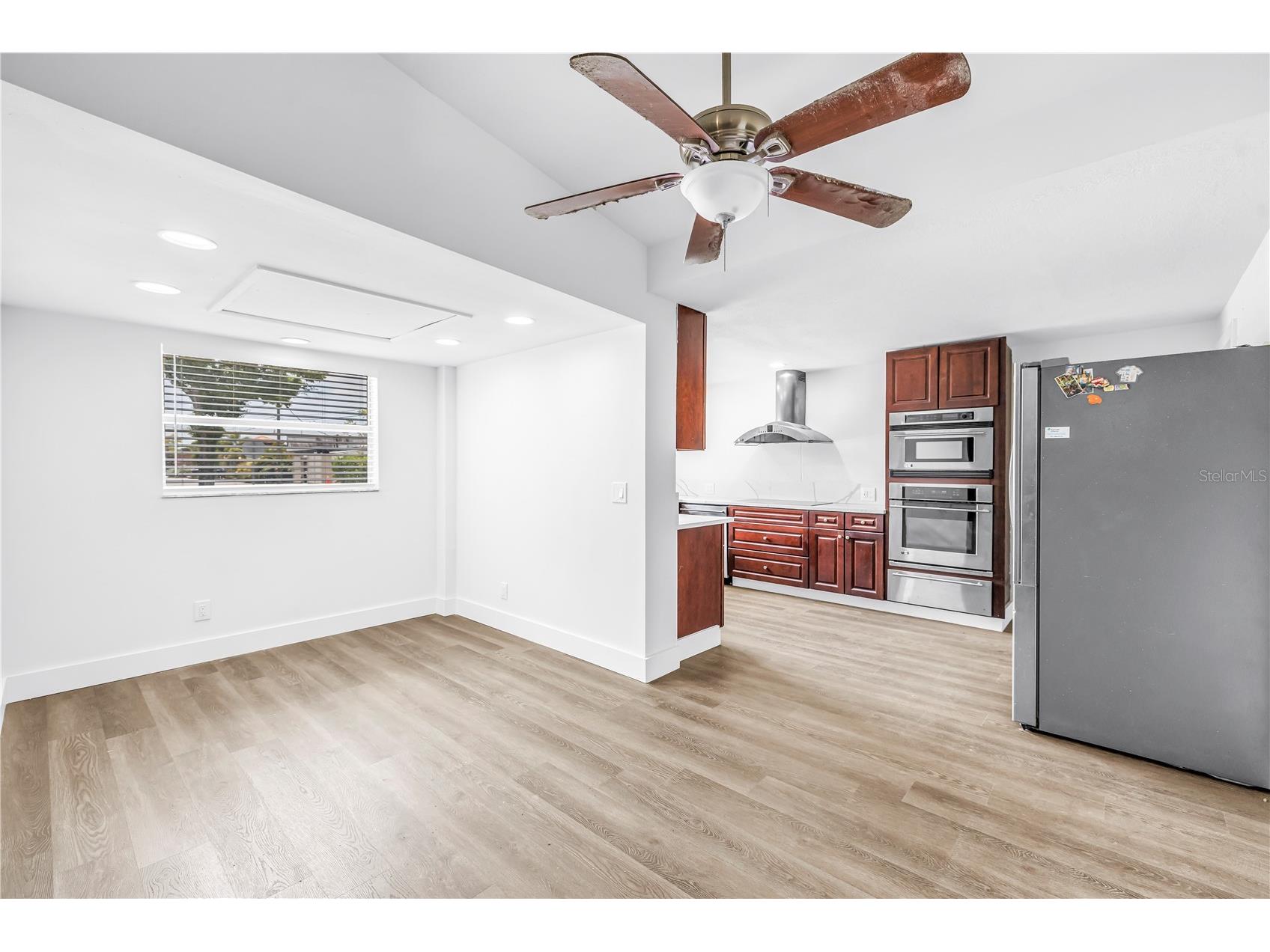 110 NE Monroe Circle N #1 Saint Petersburg FL 33702 TB8502383 image10